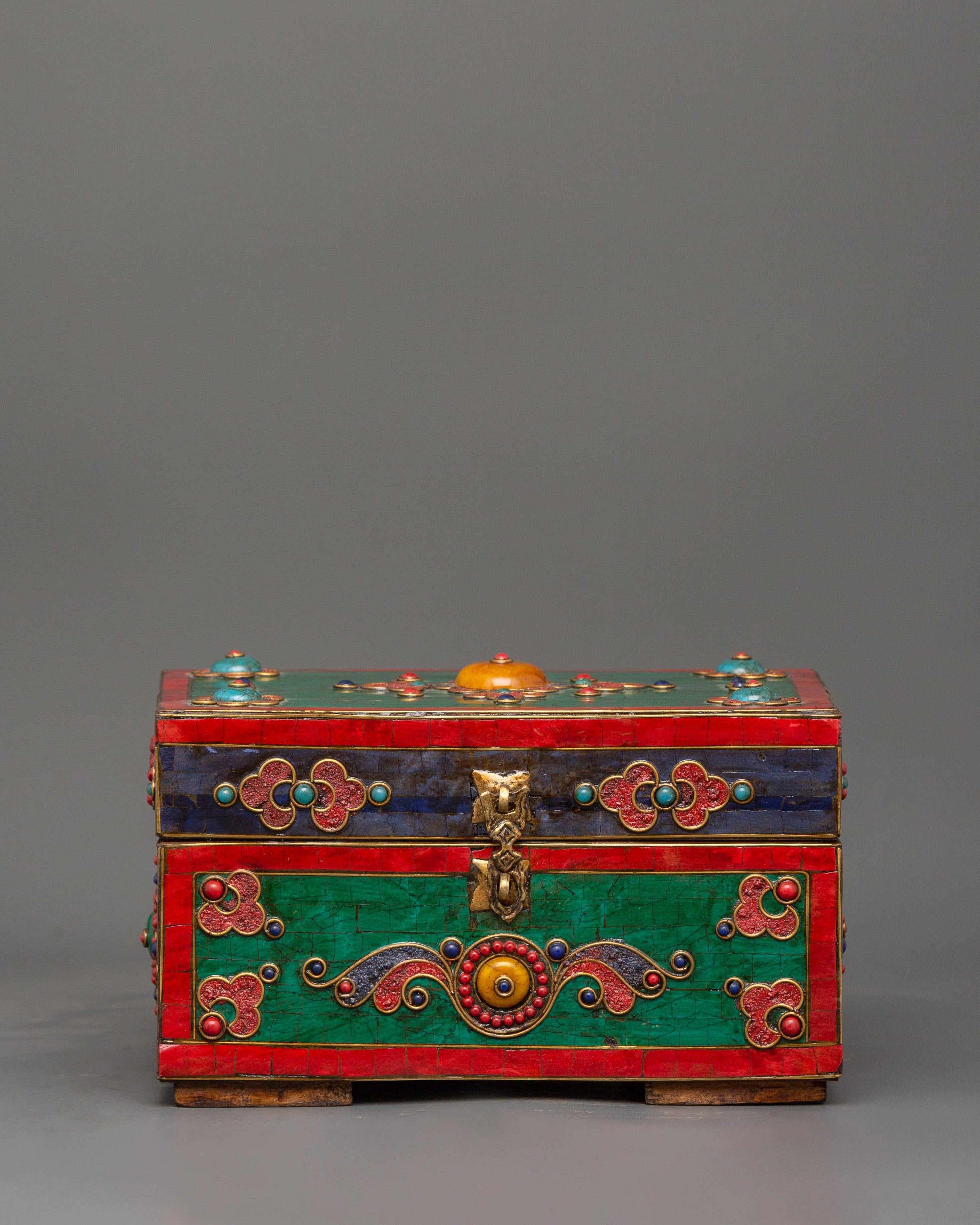 hand-painted-tibetan-wooden-box-with-brass