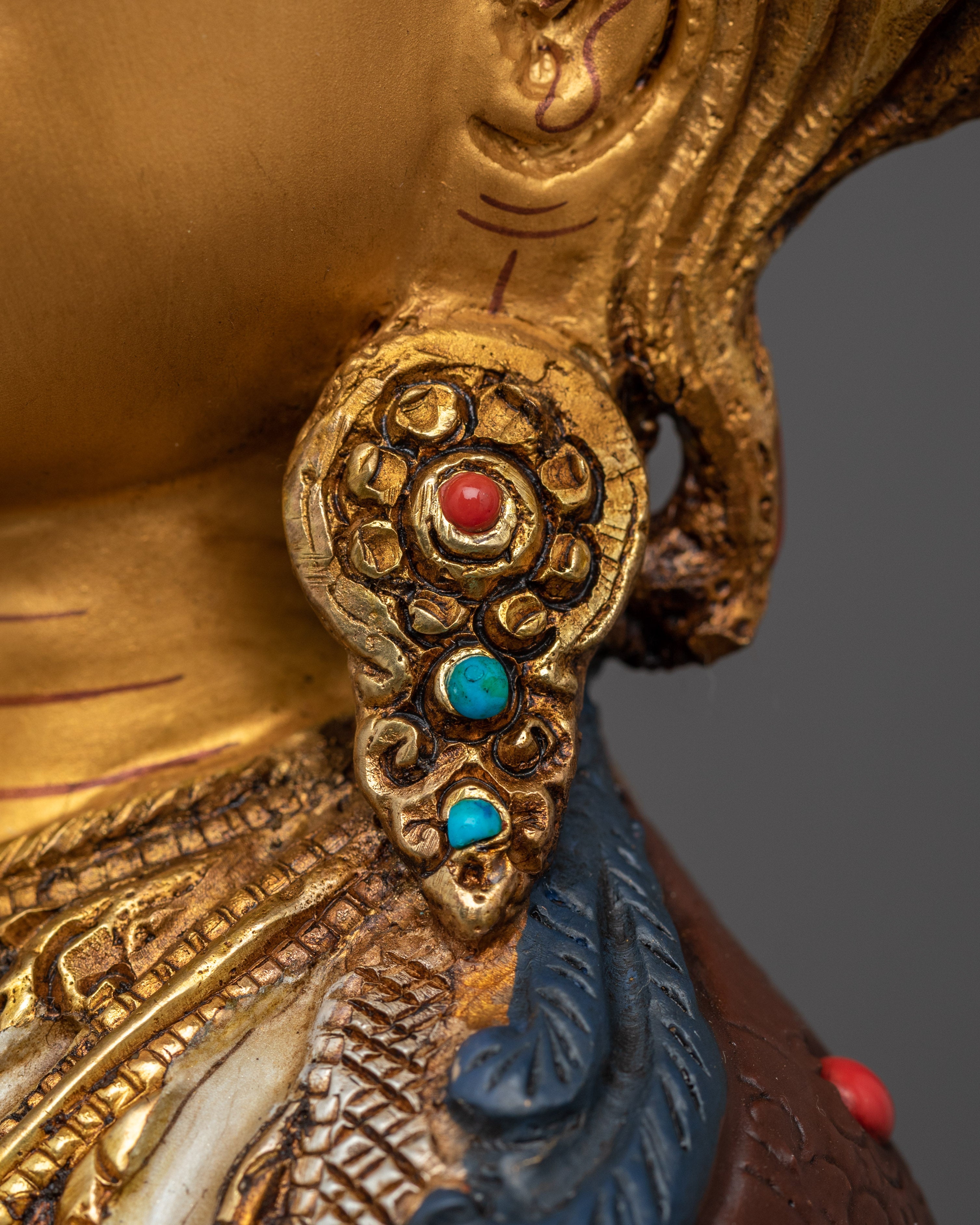 Sculpture of Tibetan Deity Chenrezig | The Embodiment of Mercy