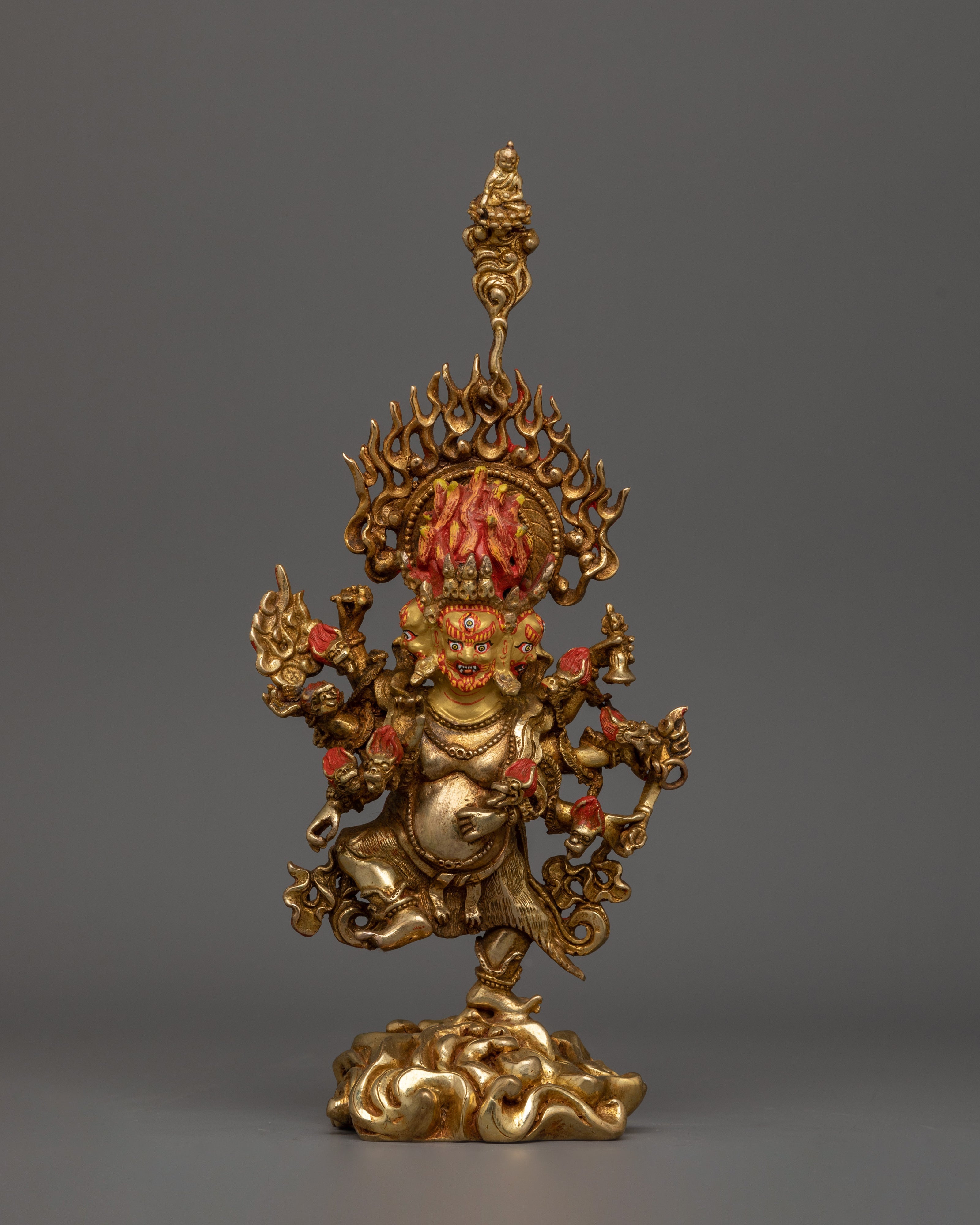 sacred-statue-of-uchusma