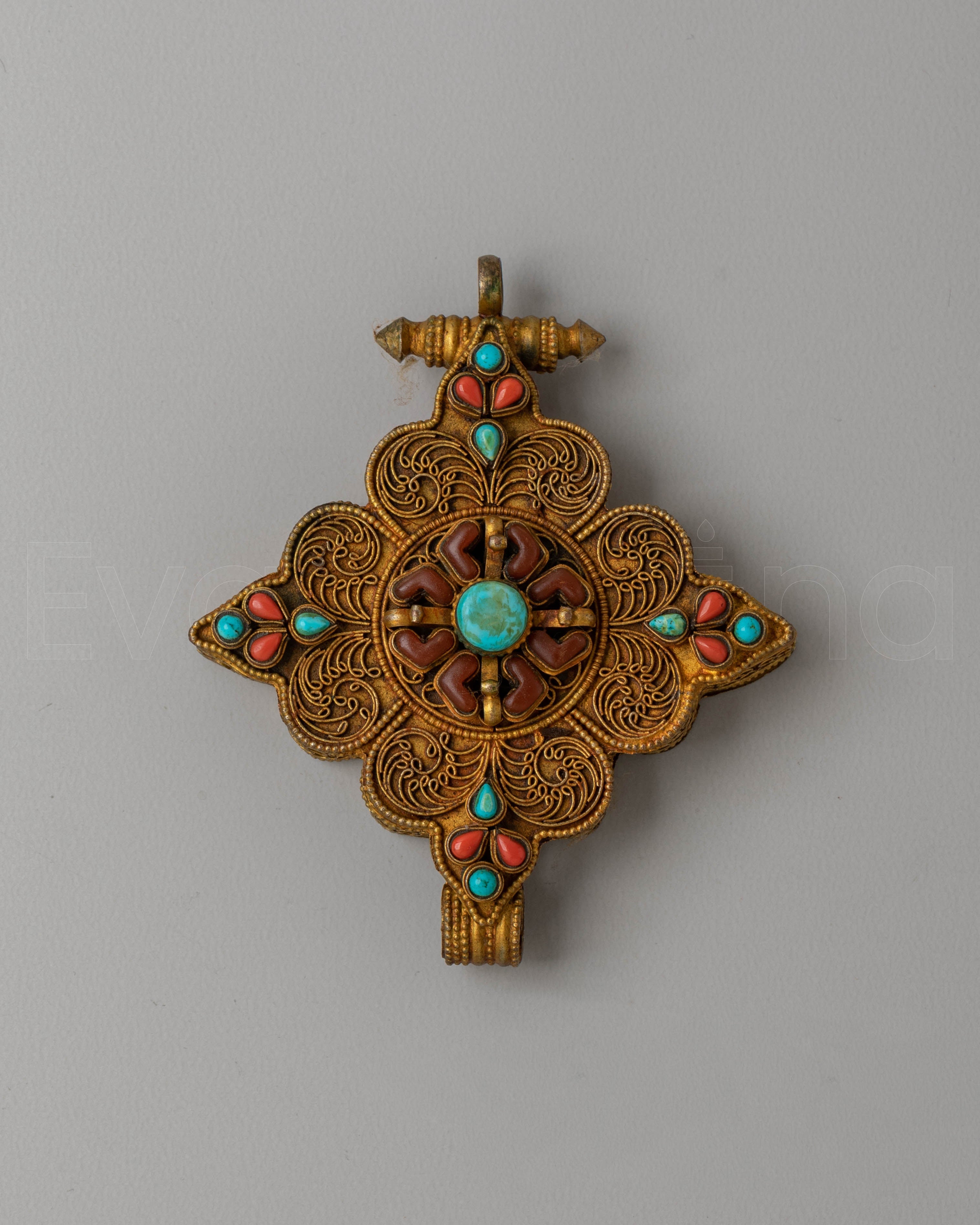 Ghau Locket with Gemstone