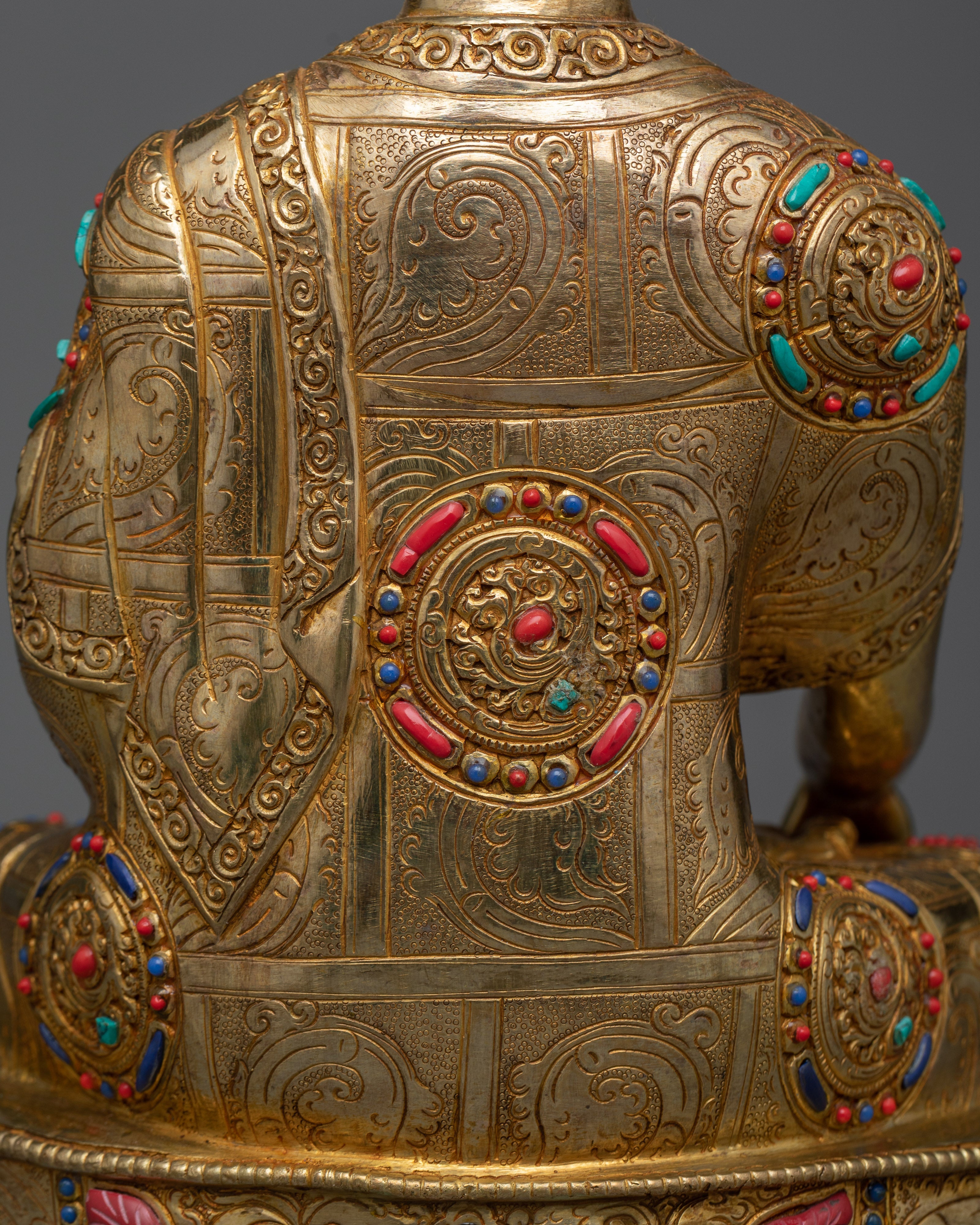 Shakyamuni Buddha Statue in 24K Gold | Beacon of Enlightenment