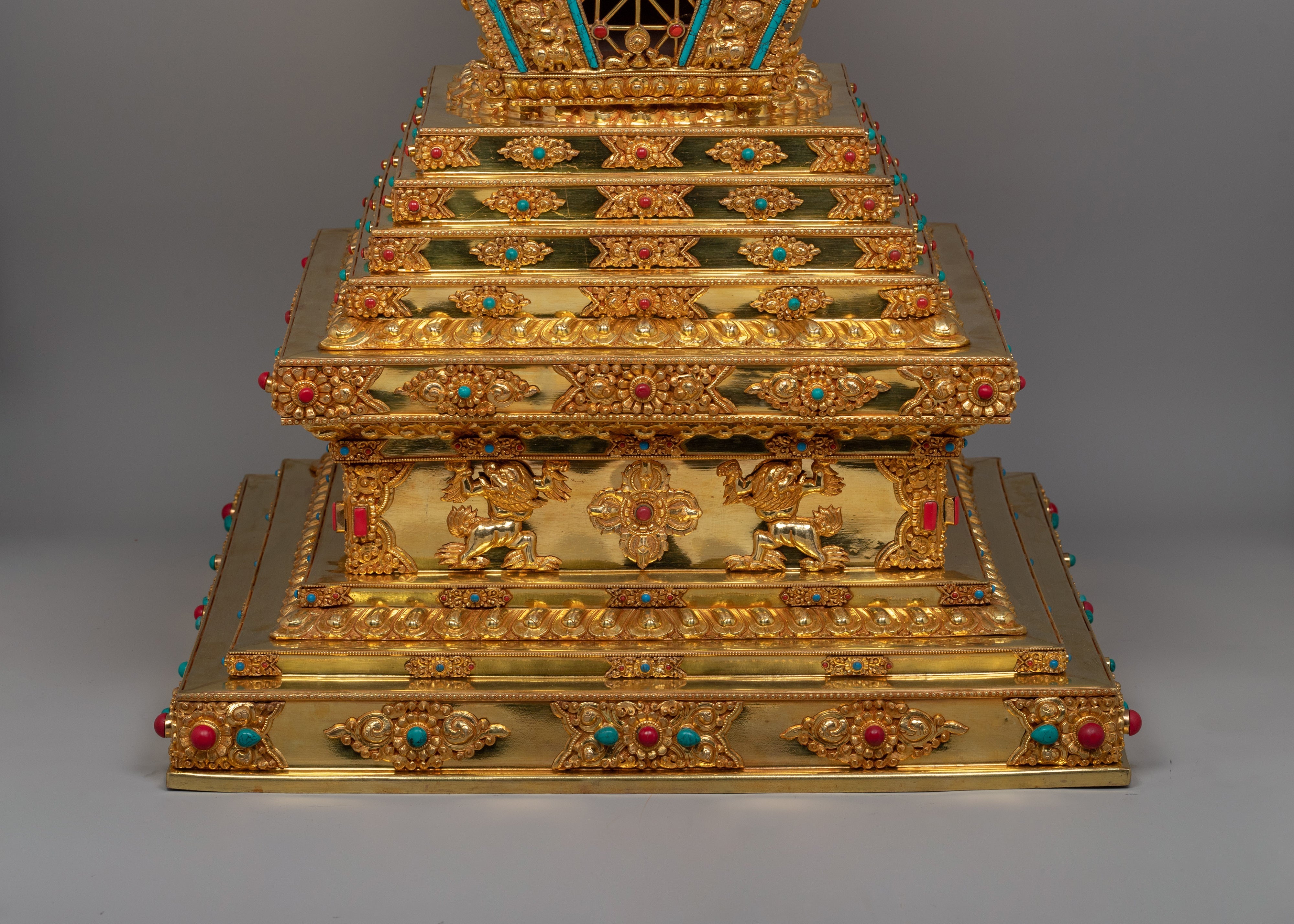 Tibetan Buddhist Enlightenment Stupa | Symbol of Enlightenment and Spiritual Devotion