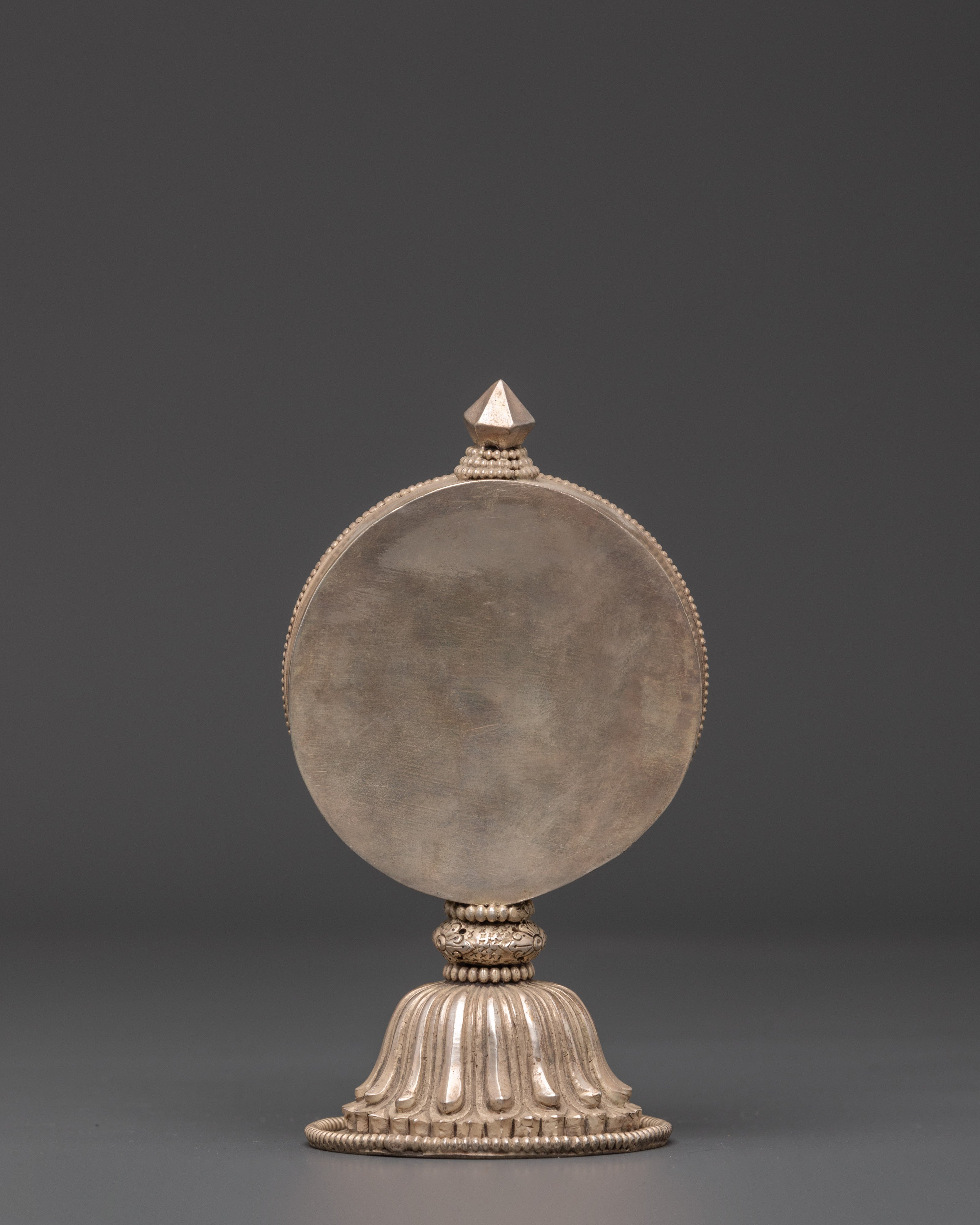 Buddhist Eight Auspicious Symbols of Prosperity | Spiritual Home Decor