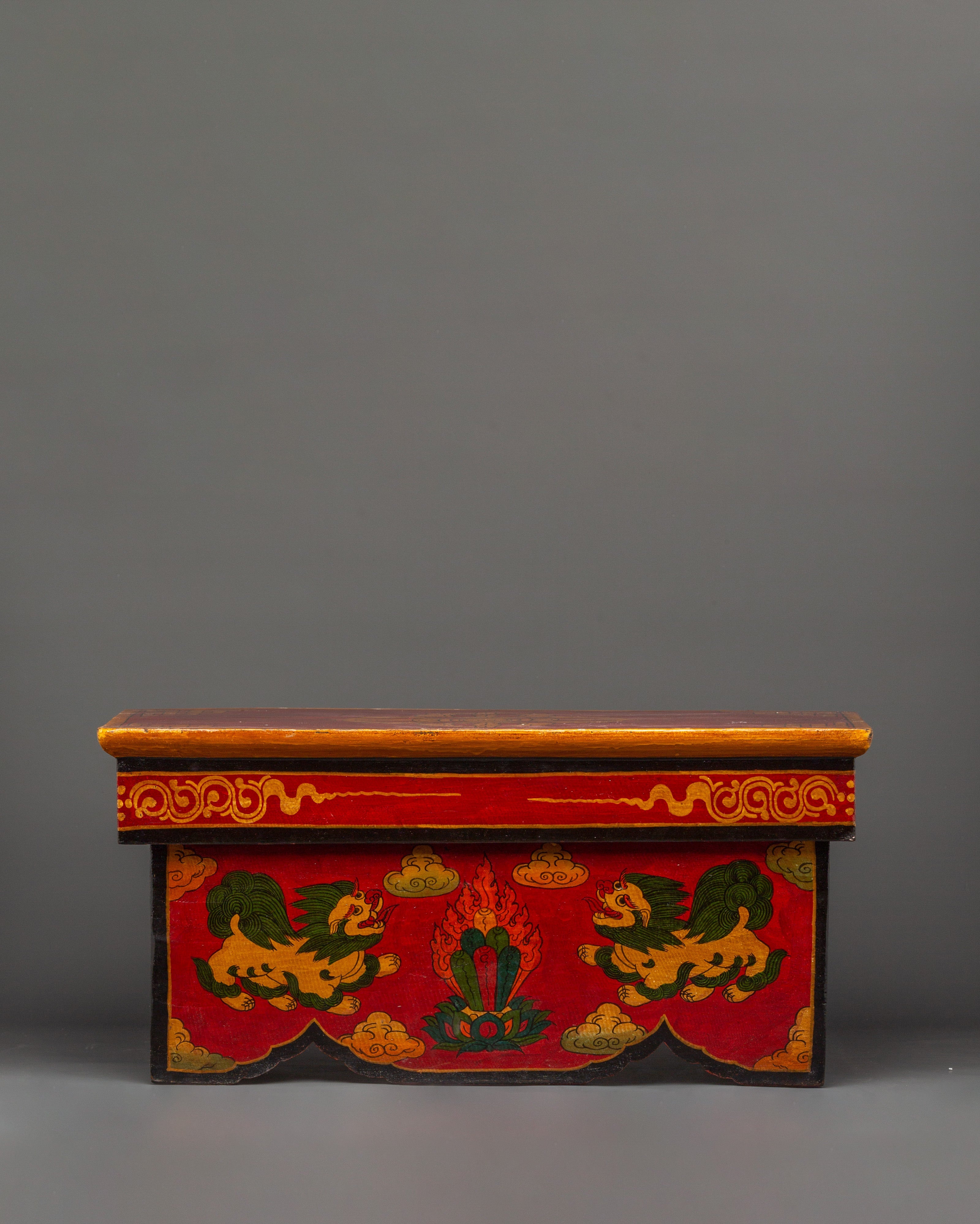 folding-table-with-foo-dog-and-offering-art