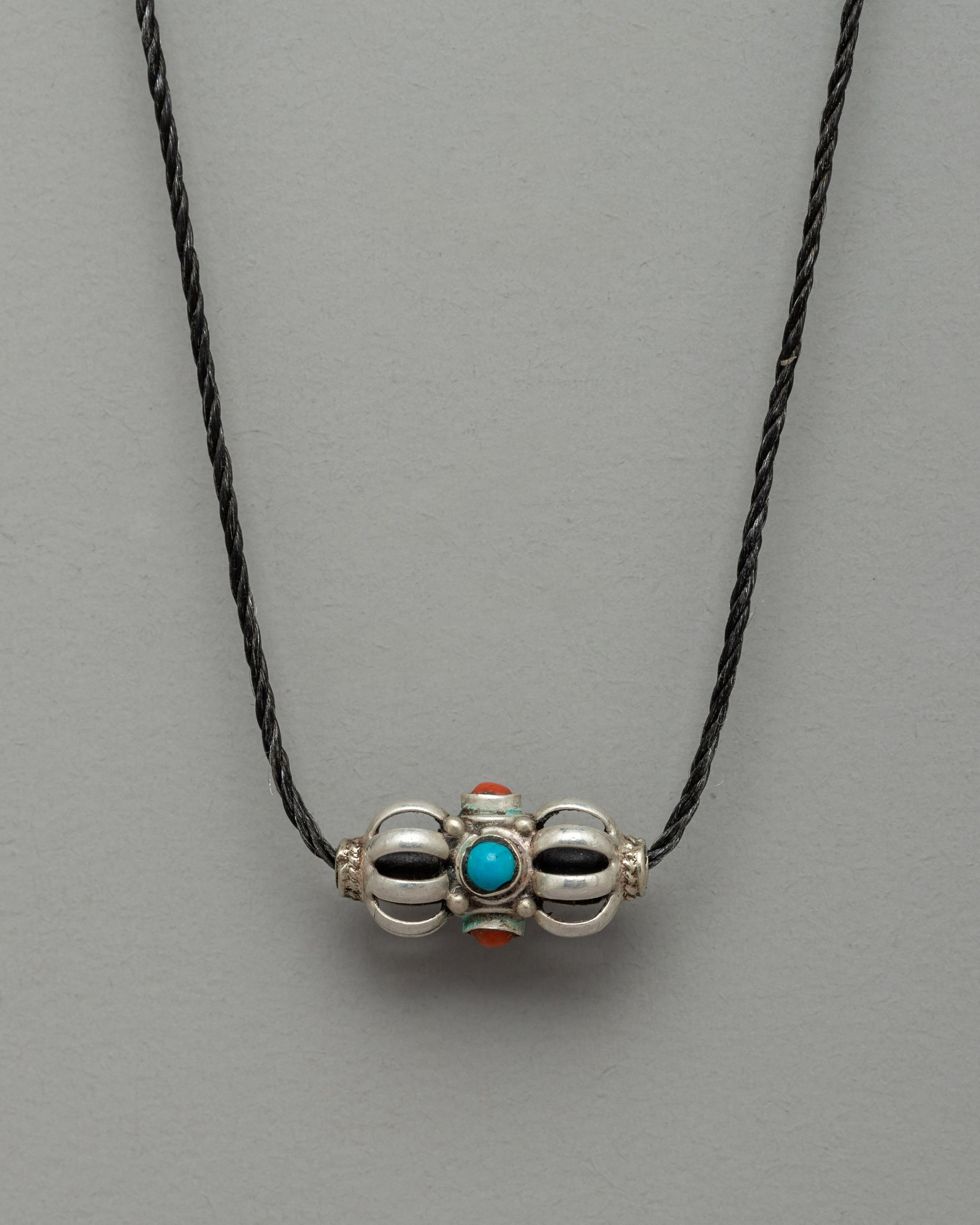 tibetan-vajra-locket
