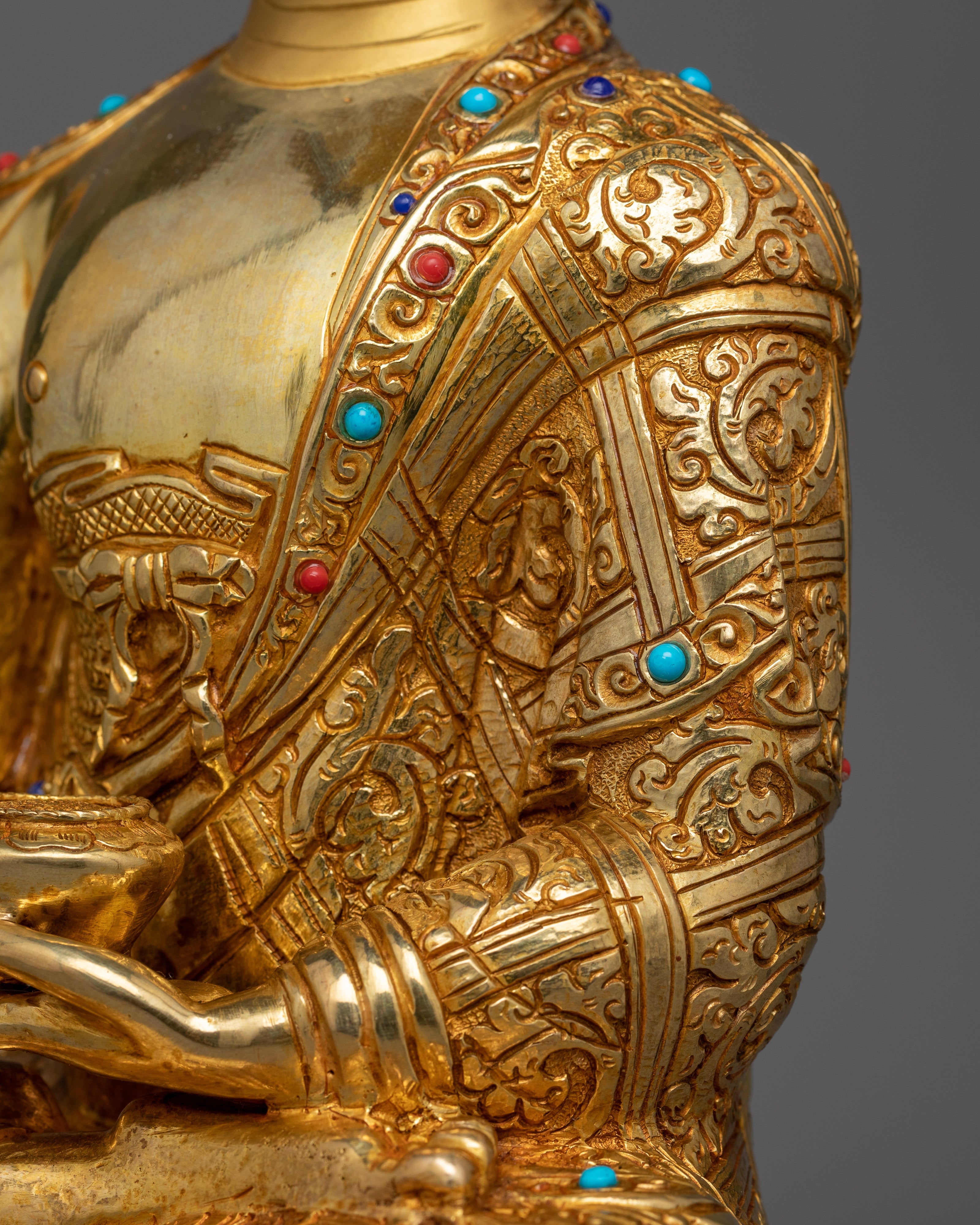 Shakyamuni Buddha Gold-Gilded Statue | Essence of Enlightenment