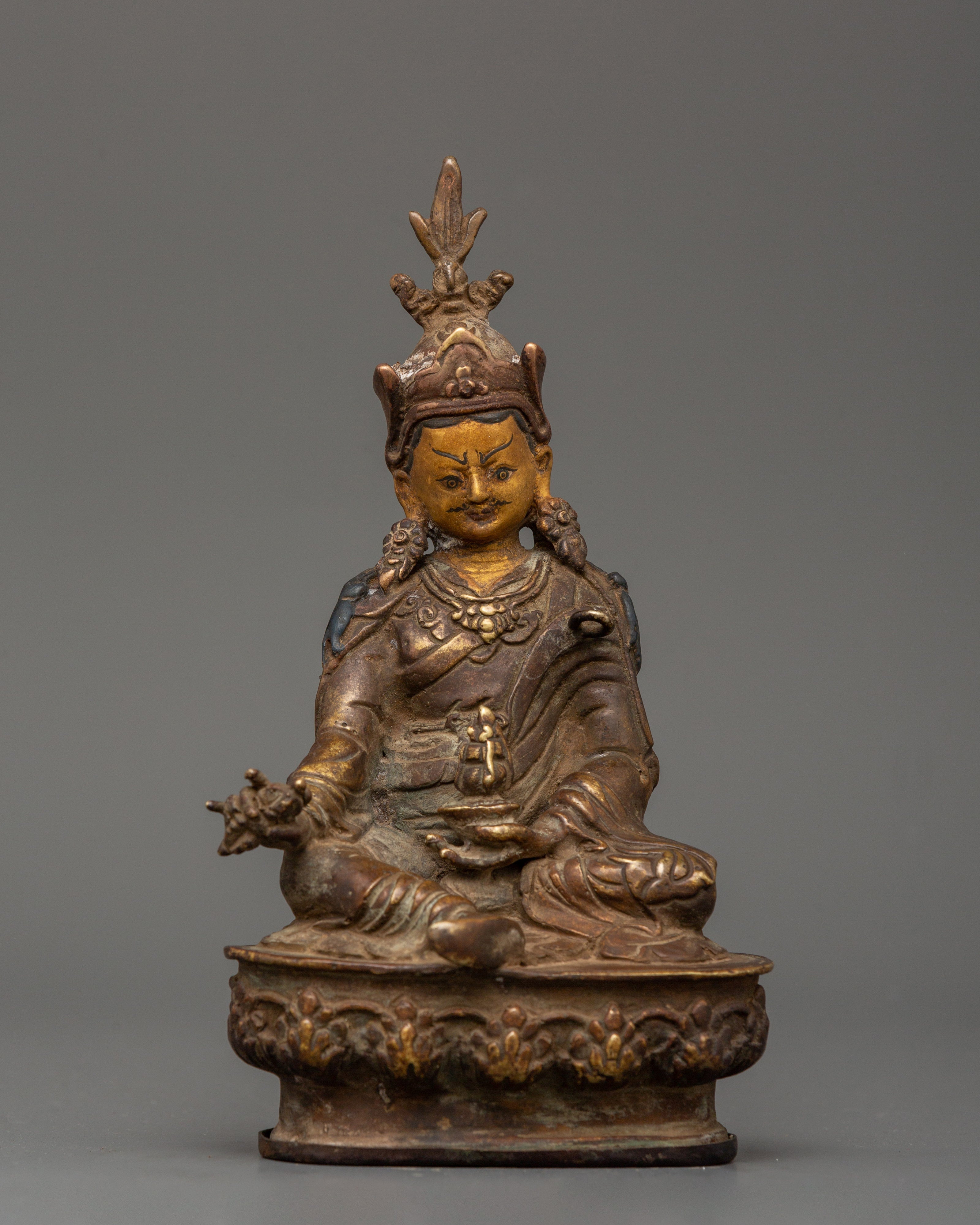 Spiritual Guru Rinpoche Sculpture