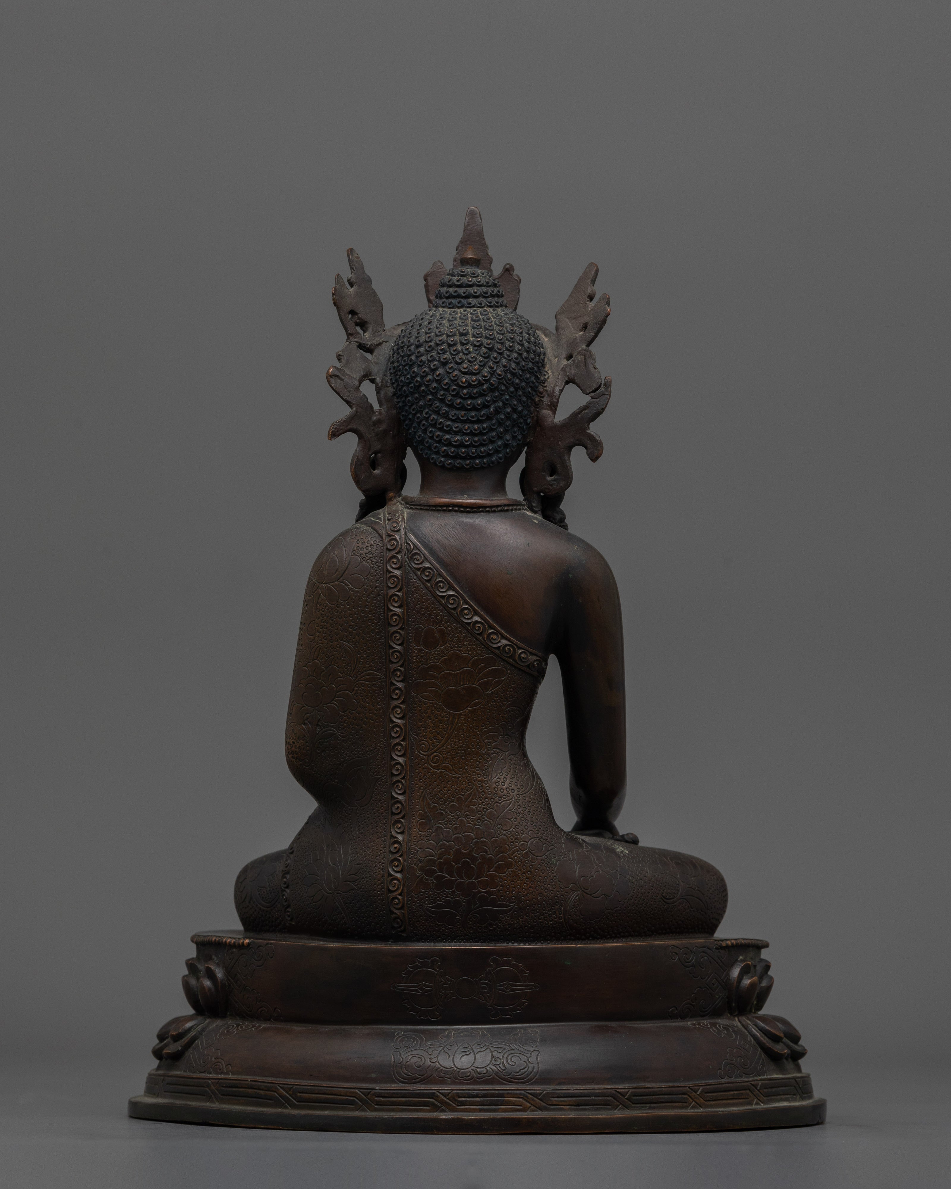 Buddhist Mindfulness Shakyamuni Statue | Symbol of Calm and Reflection