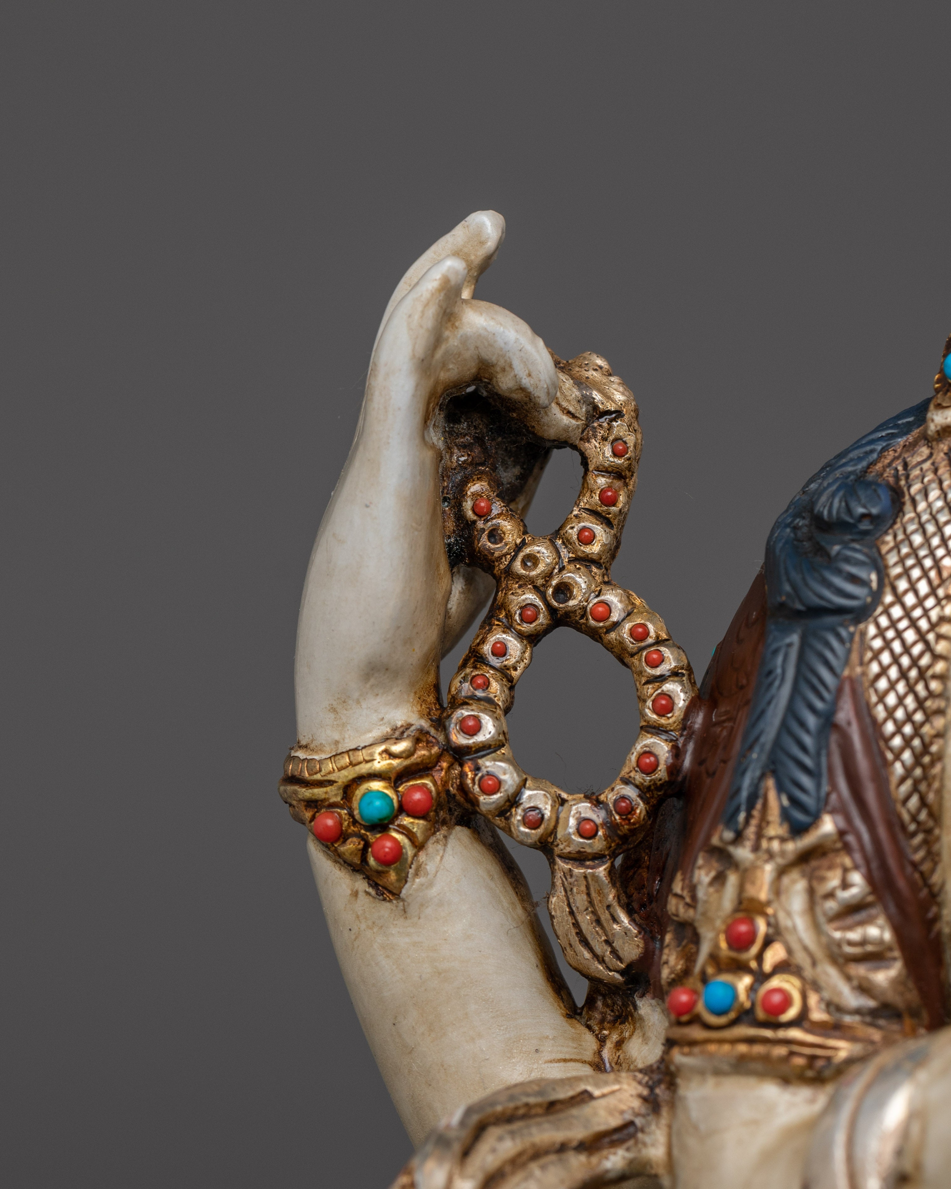 Sculpture of Tibetan Deity Chenrezig | The Embodiment of Mercy