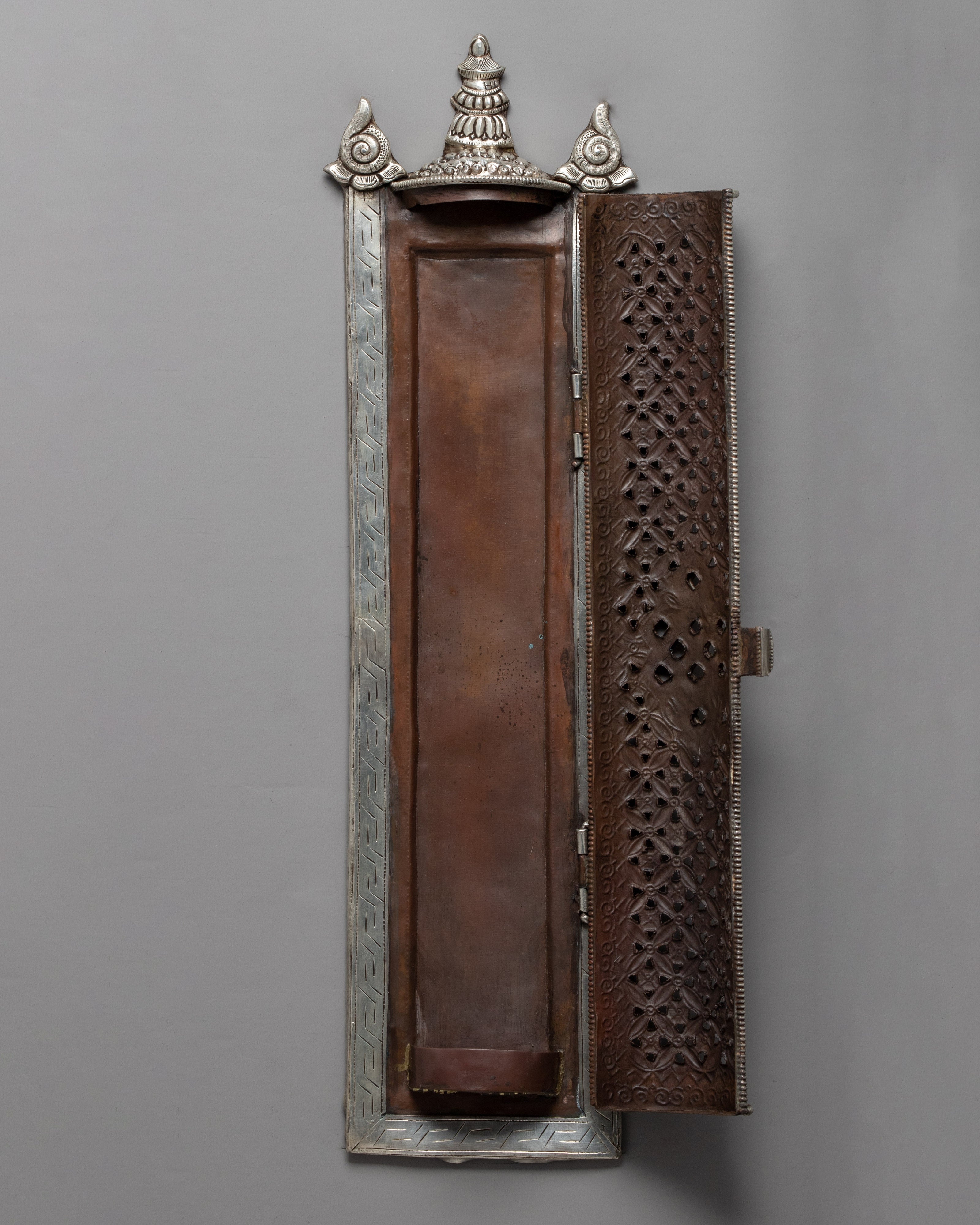 Endless Knot Incense Burner | Ritual Objects | Religious Artifacts