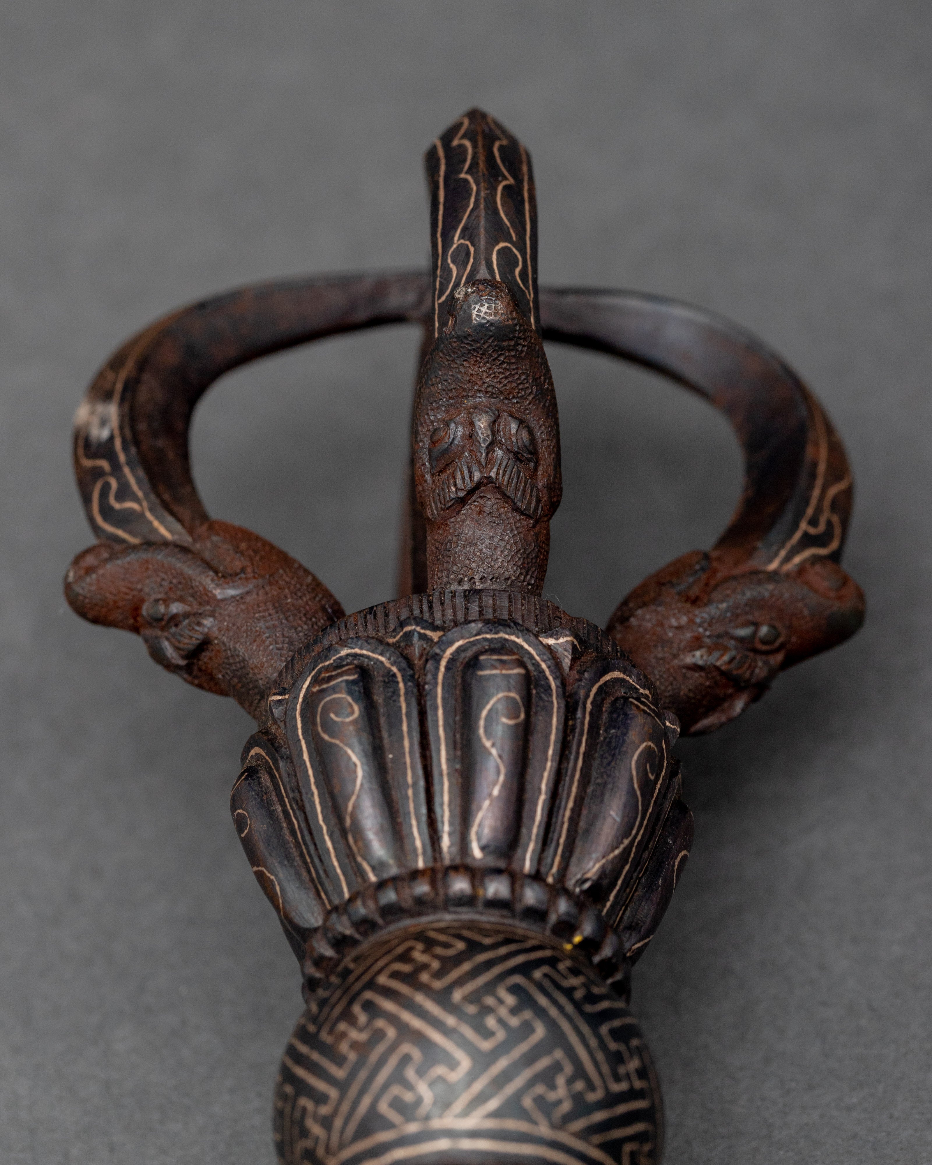 Buddhist Vajra | Tibetan Thunderbolt Symbolism