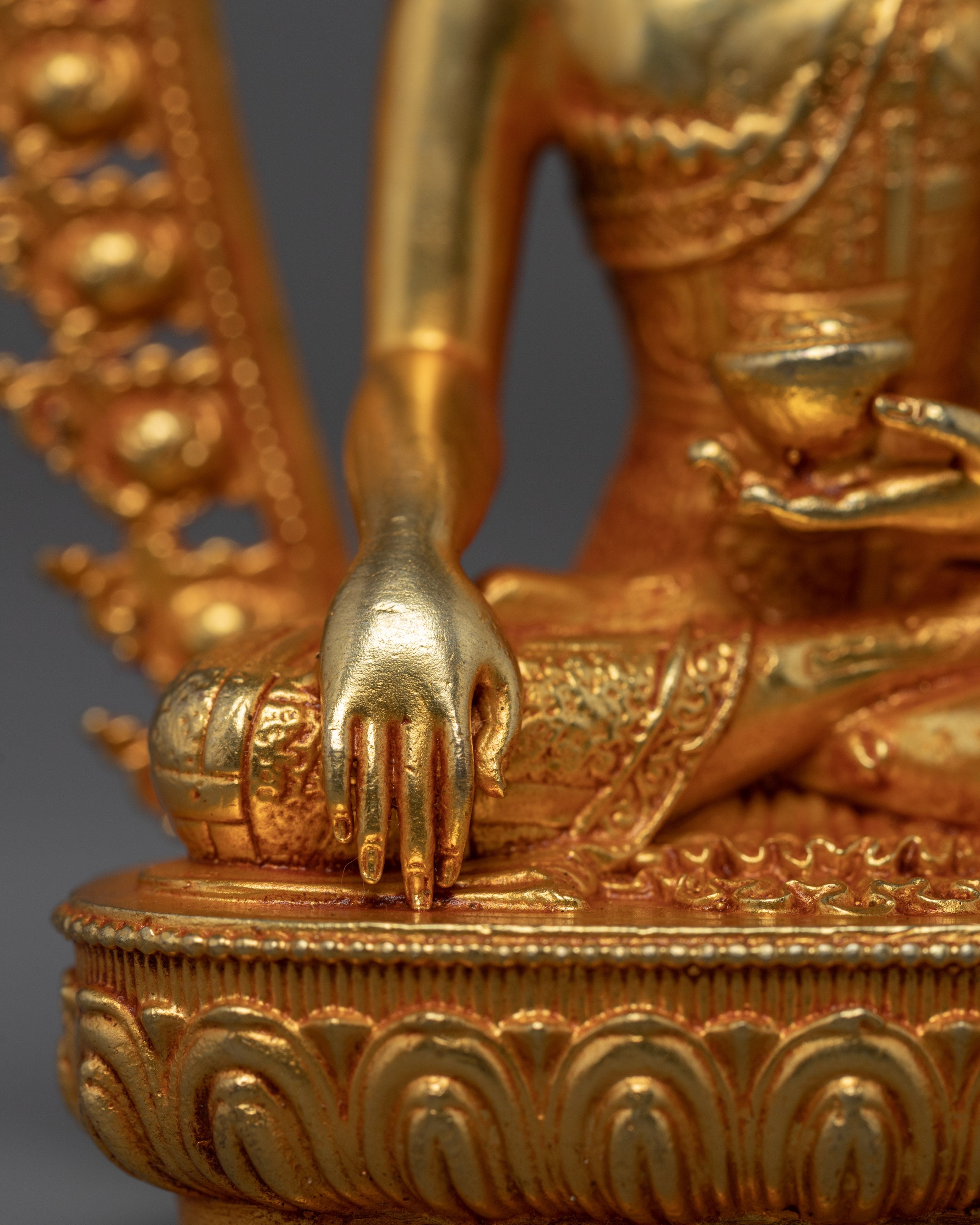 Buddha Shakyamuni Sculpture | Traditional Himalayan Buddhist Artworks