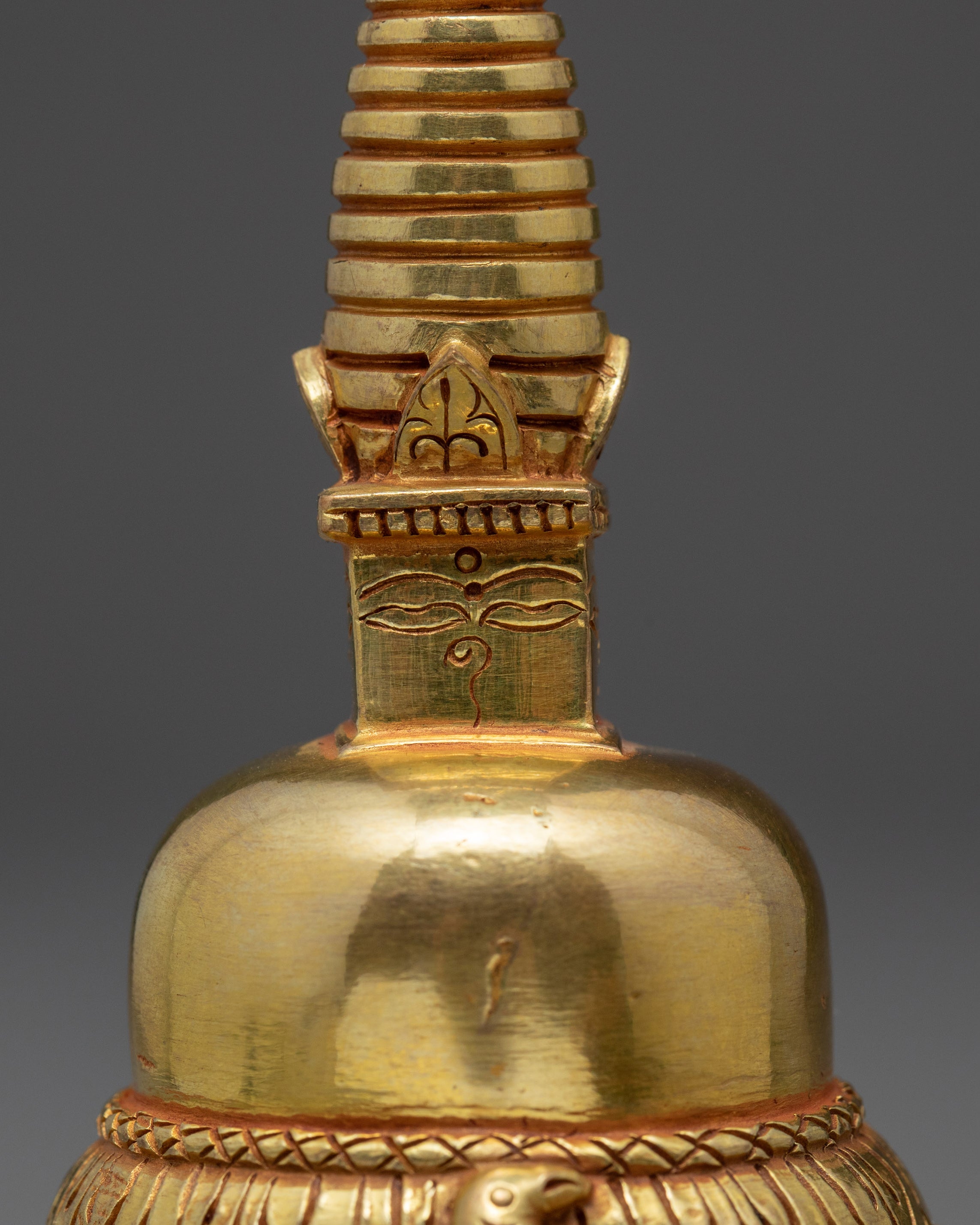 Beautifully Handmade Buddha Stupa | Antique Tibetan Chorten