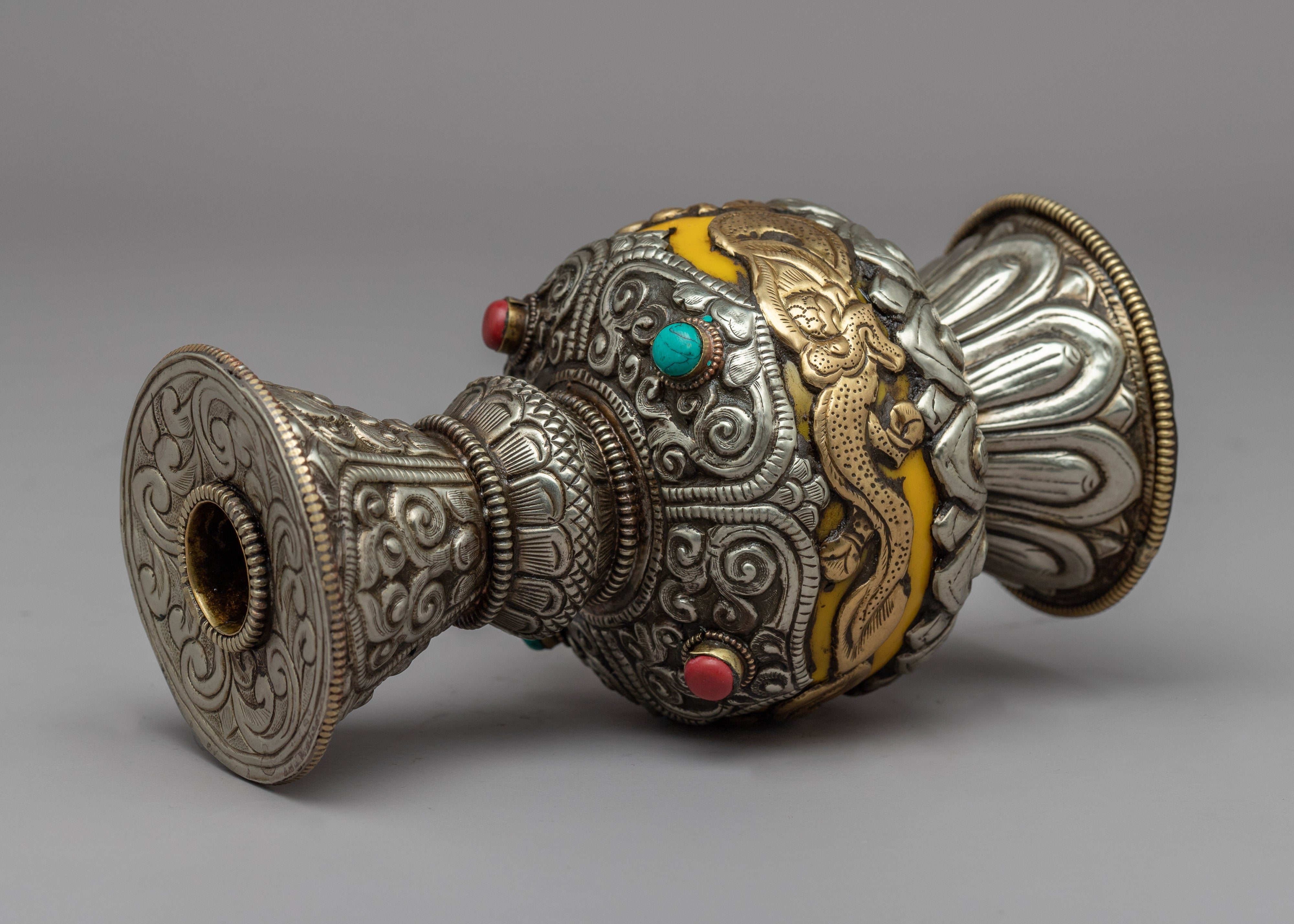 Flower Vase Decor | Buddhsit Himalayan Art