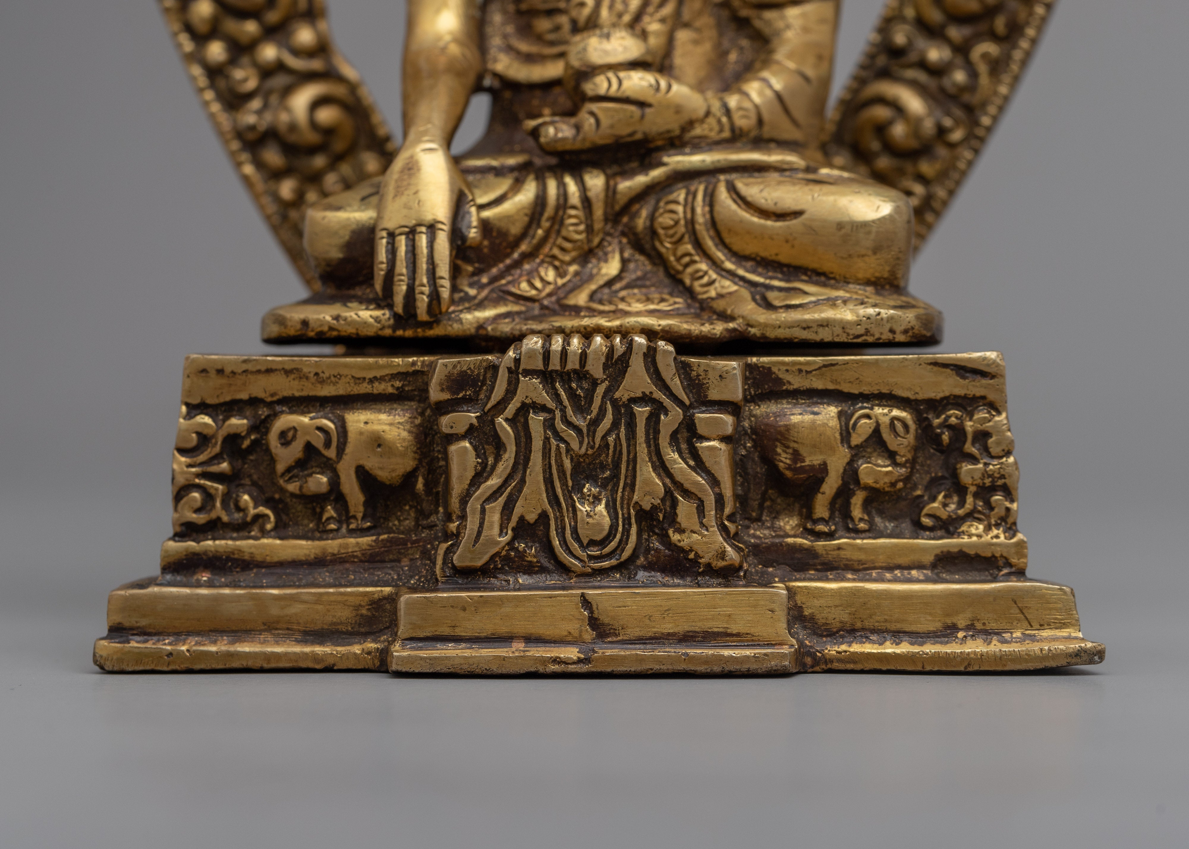 Shakyamuni Outdoor Buddha Statue | Traditional Himalayan Buddhist Artwork