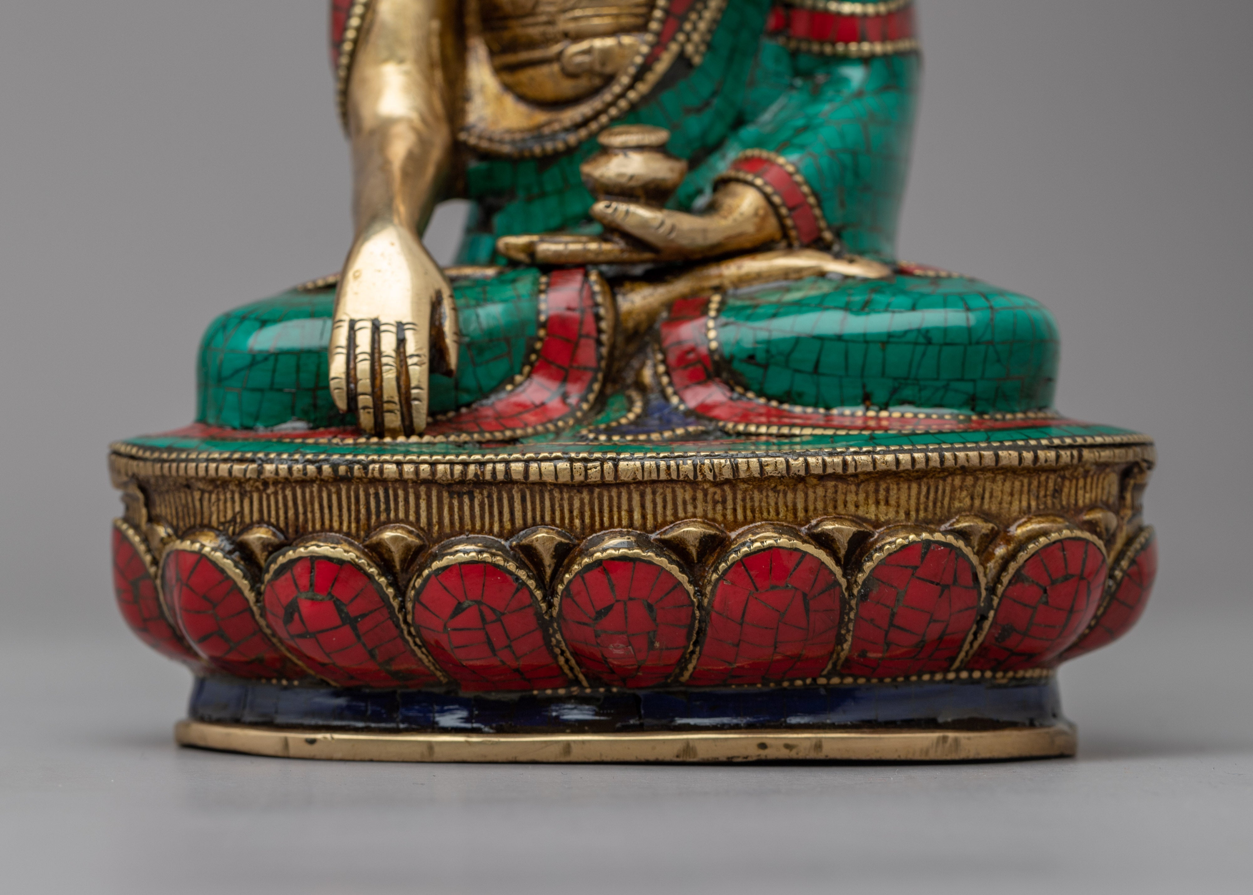 Namo Shakyamuni Buddha Mantra Practice Statue | Inspiring Figurine for Spiritual Reflection