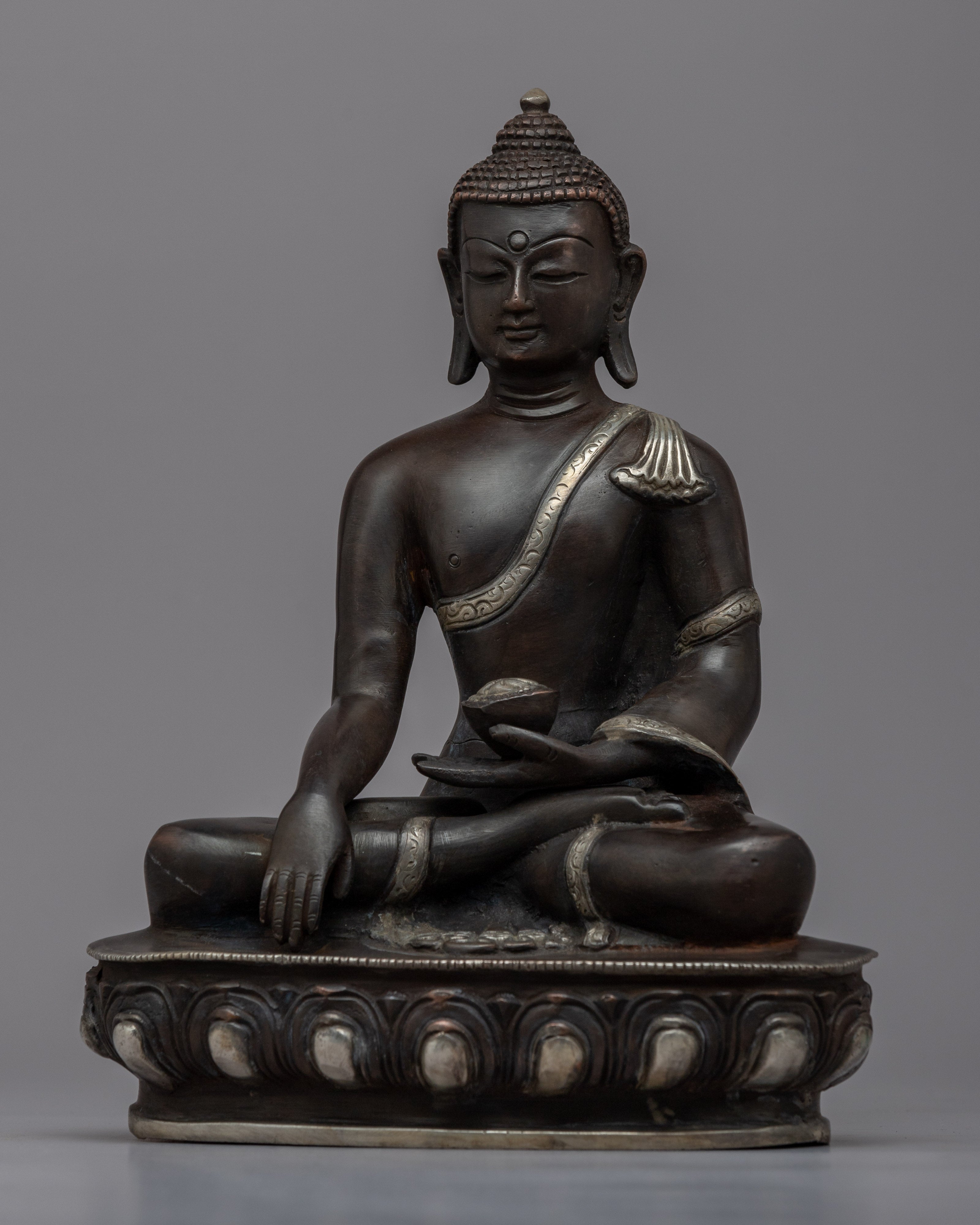 Shakyamuni Buddha Religious Garden Statue | Tranquil Symbol for Spiritual Reflection