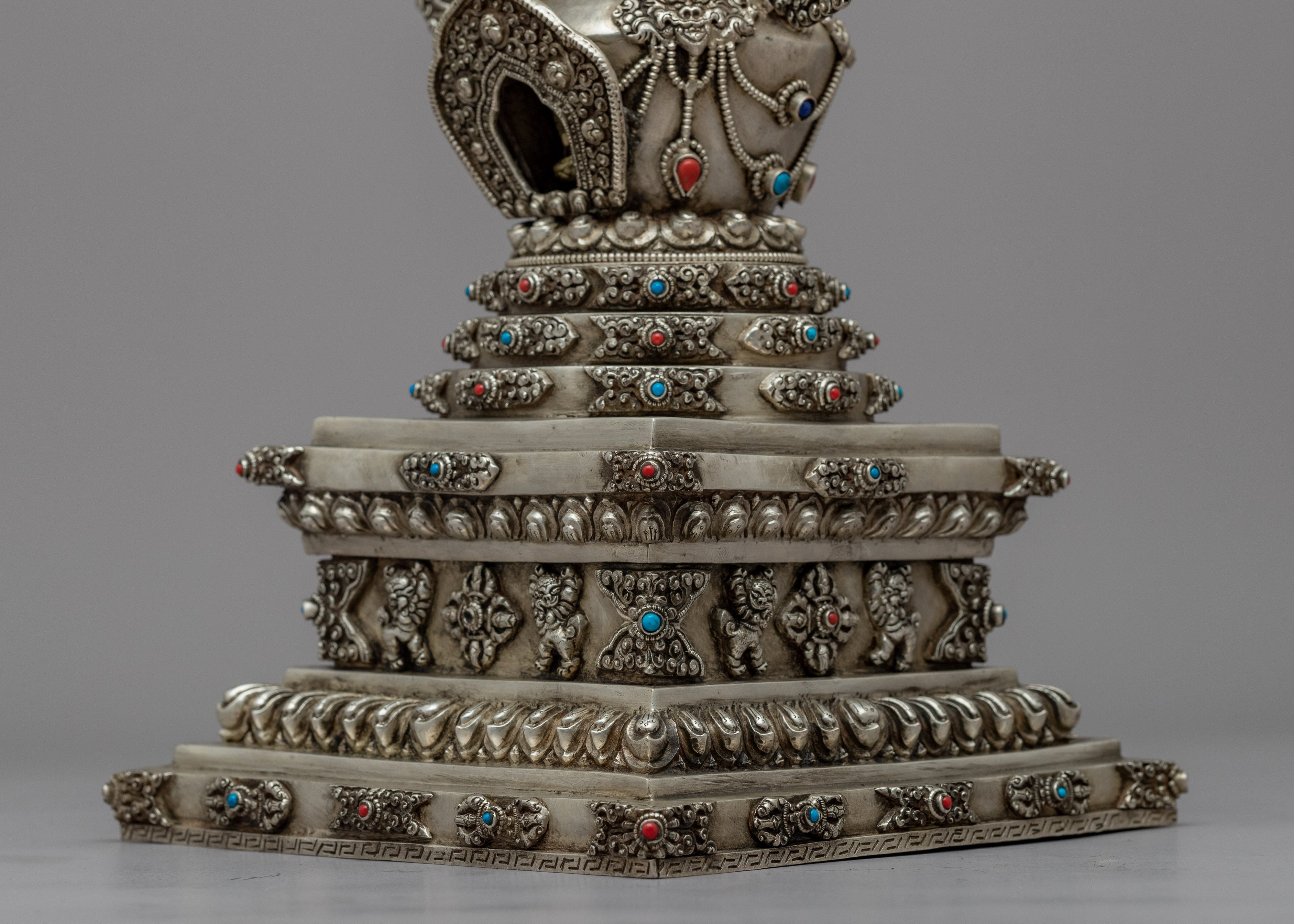Chorten Tibetan Stupa | Gmesotnes Embedded Stupa