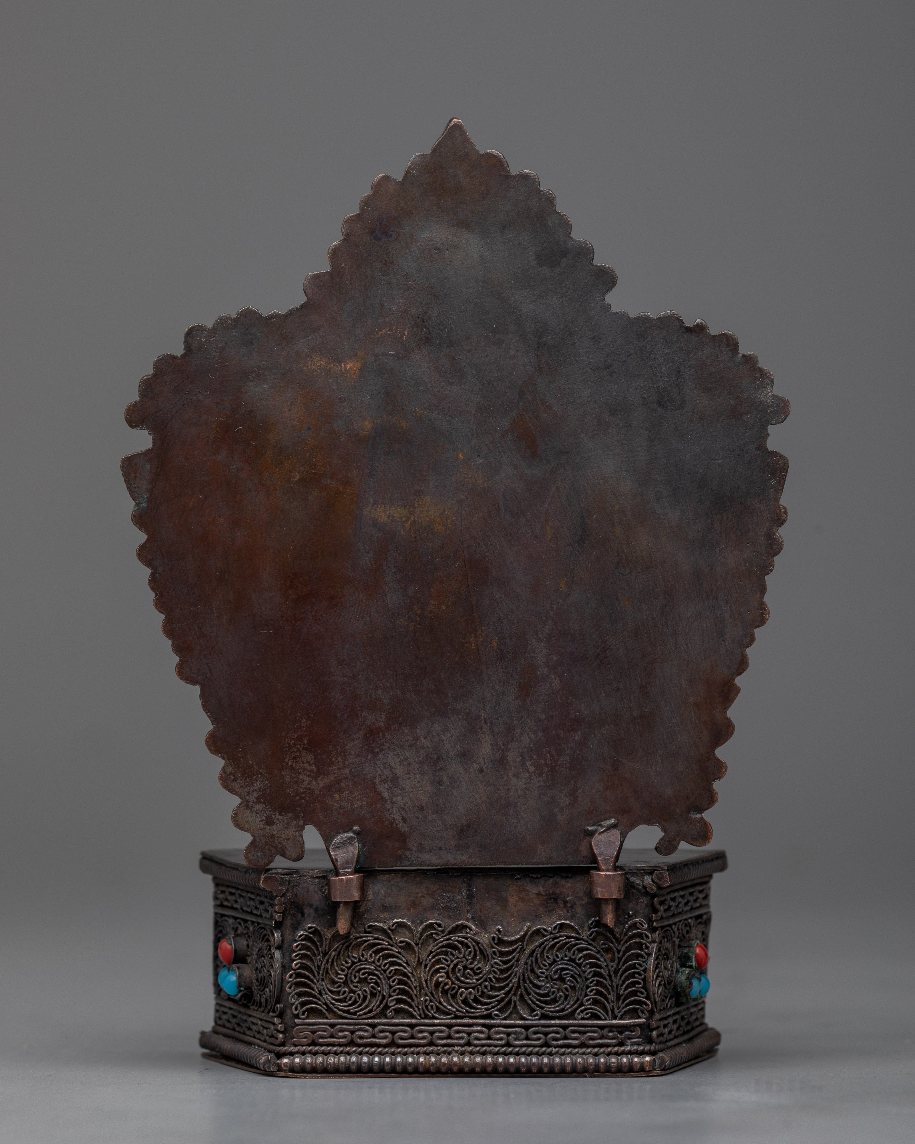 Guru Rinpoche Art | Traditional Tibetan Statue