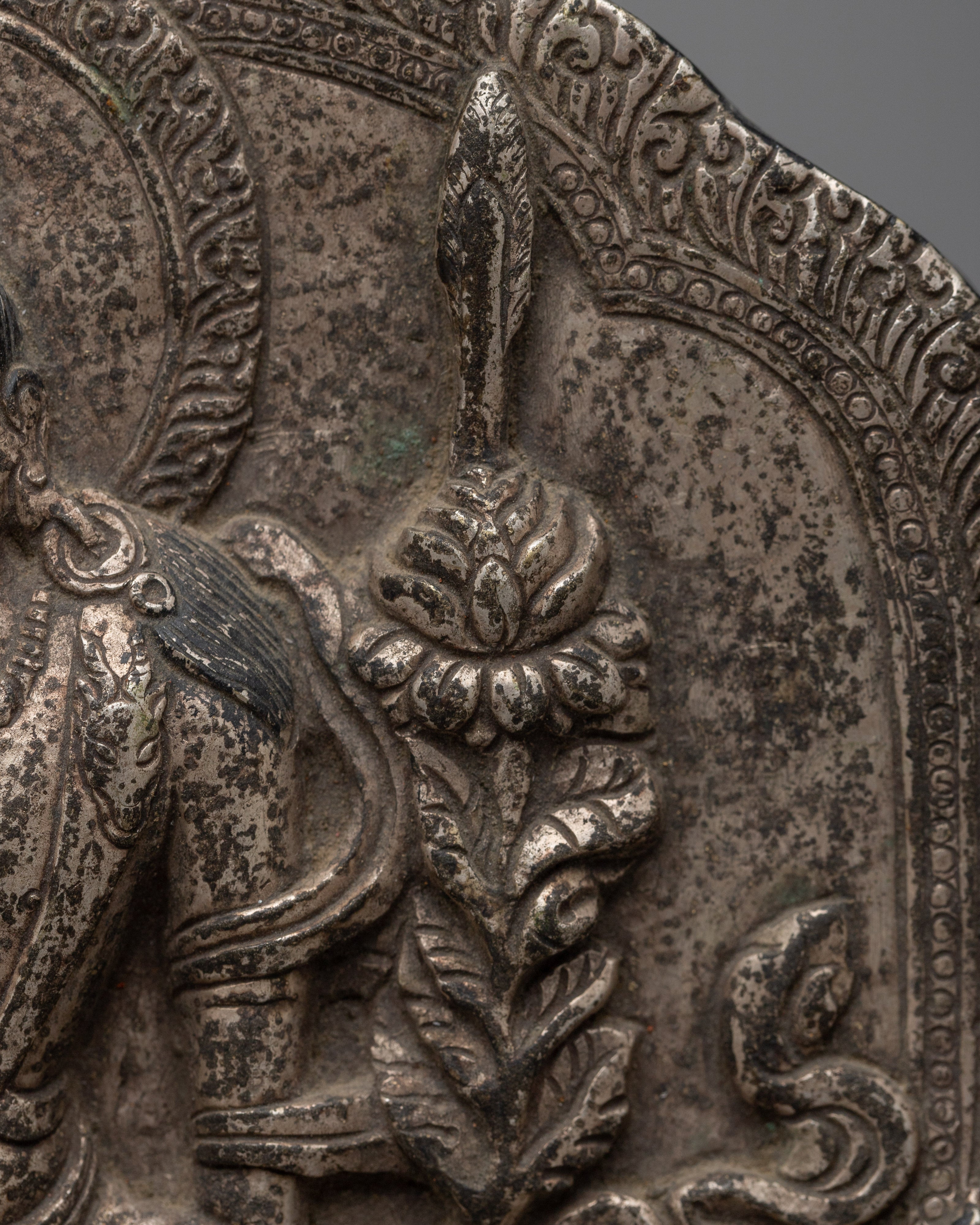 Avalokiteshvara Simhanada Statue | Manifestation of Divine Grace