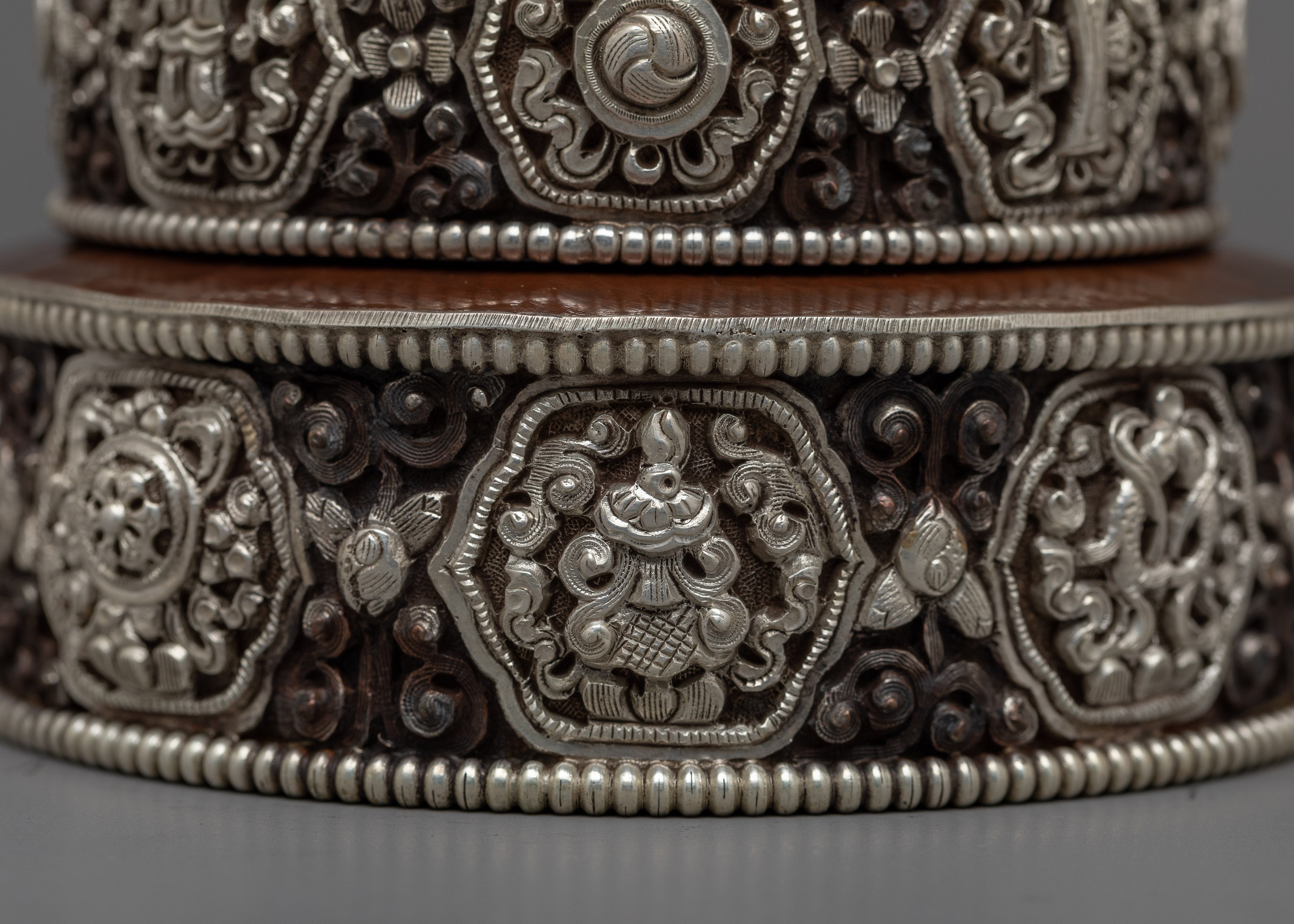 Handcrafted Buddhist Mandala Meditation Art | Enhance Your Spiritual Journey with this Stunning Mandala Piece