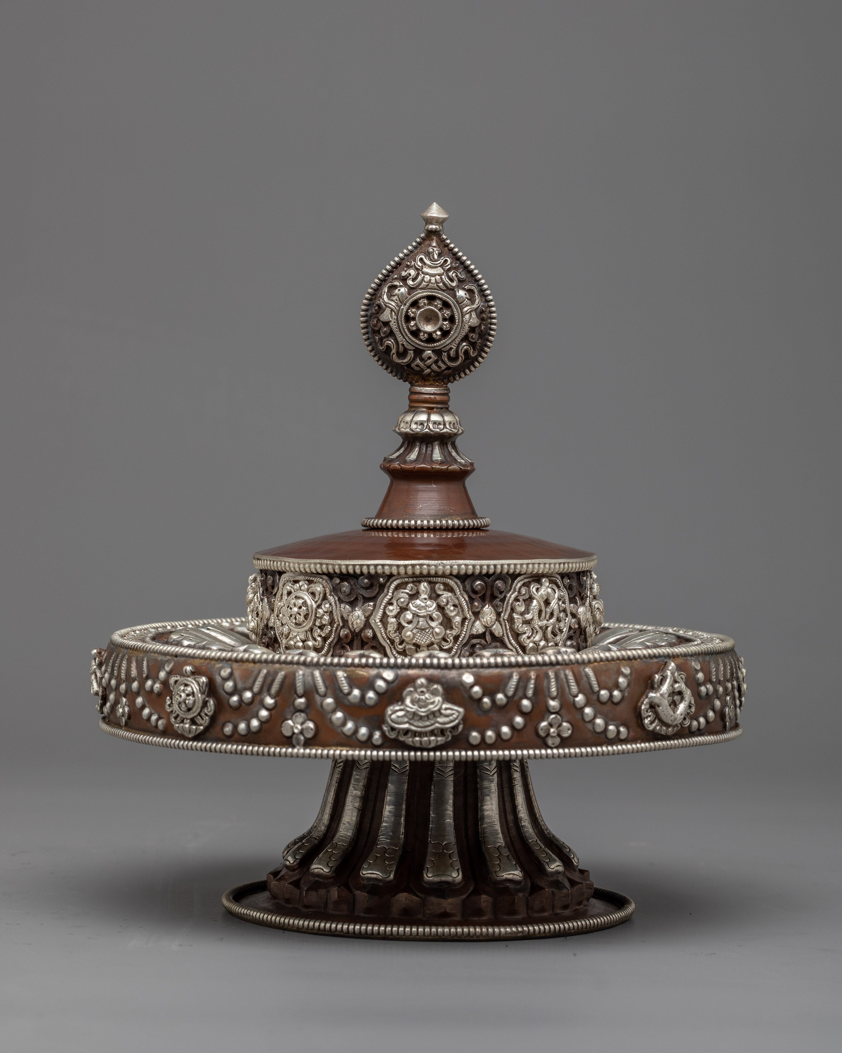 Handcrafted Buddhist Mandala Meditation Art | Enhance Your Spiritual Journey with this Stunning Mandala Piece