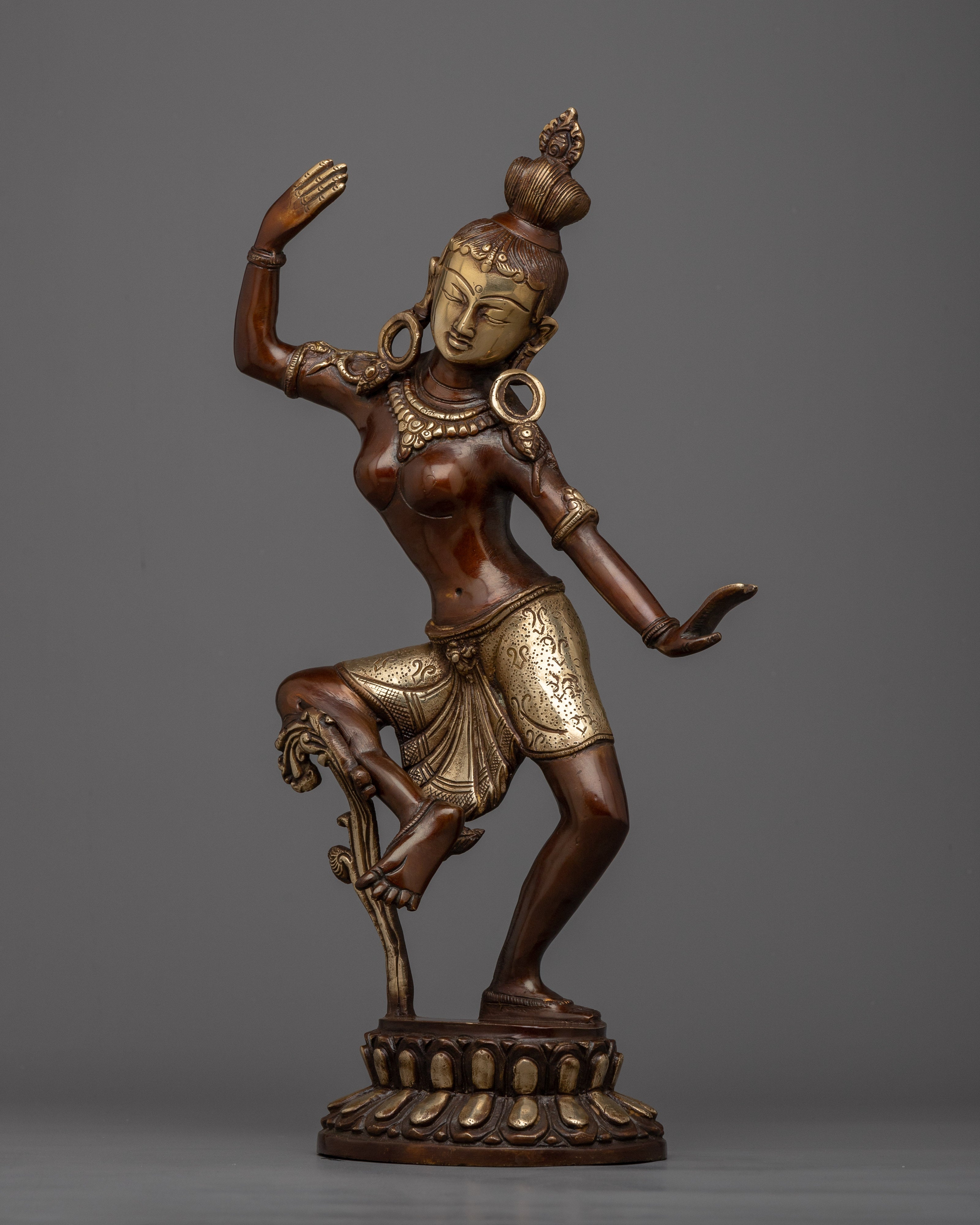 Statue of Parbati | Timeless Elegance for Spiritual Home Decor