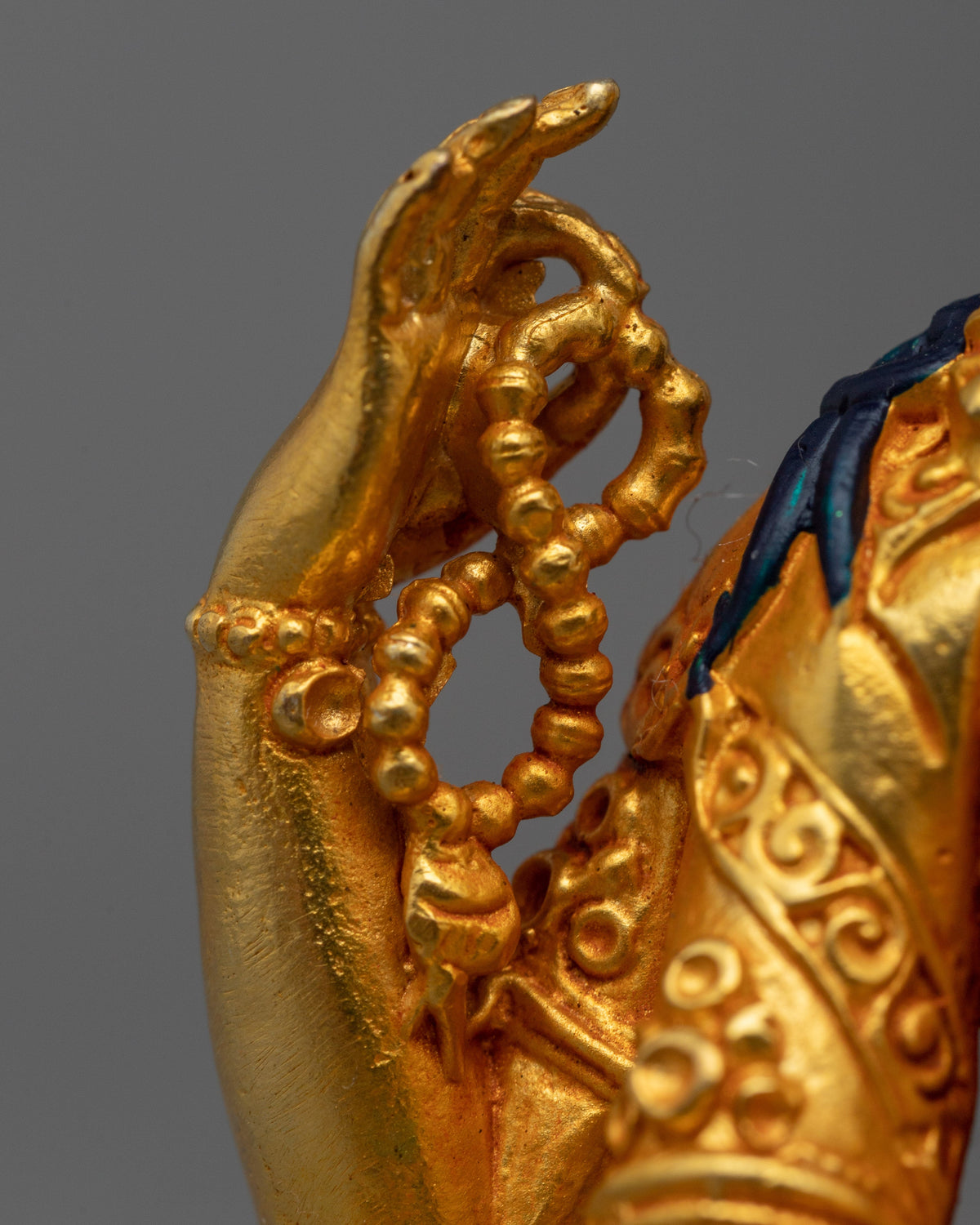 Avalokiteshvara Statue | The Bodhisattva of Compassion and Mercy