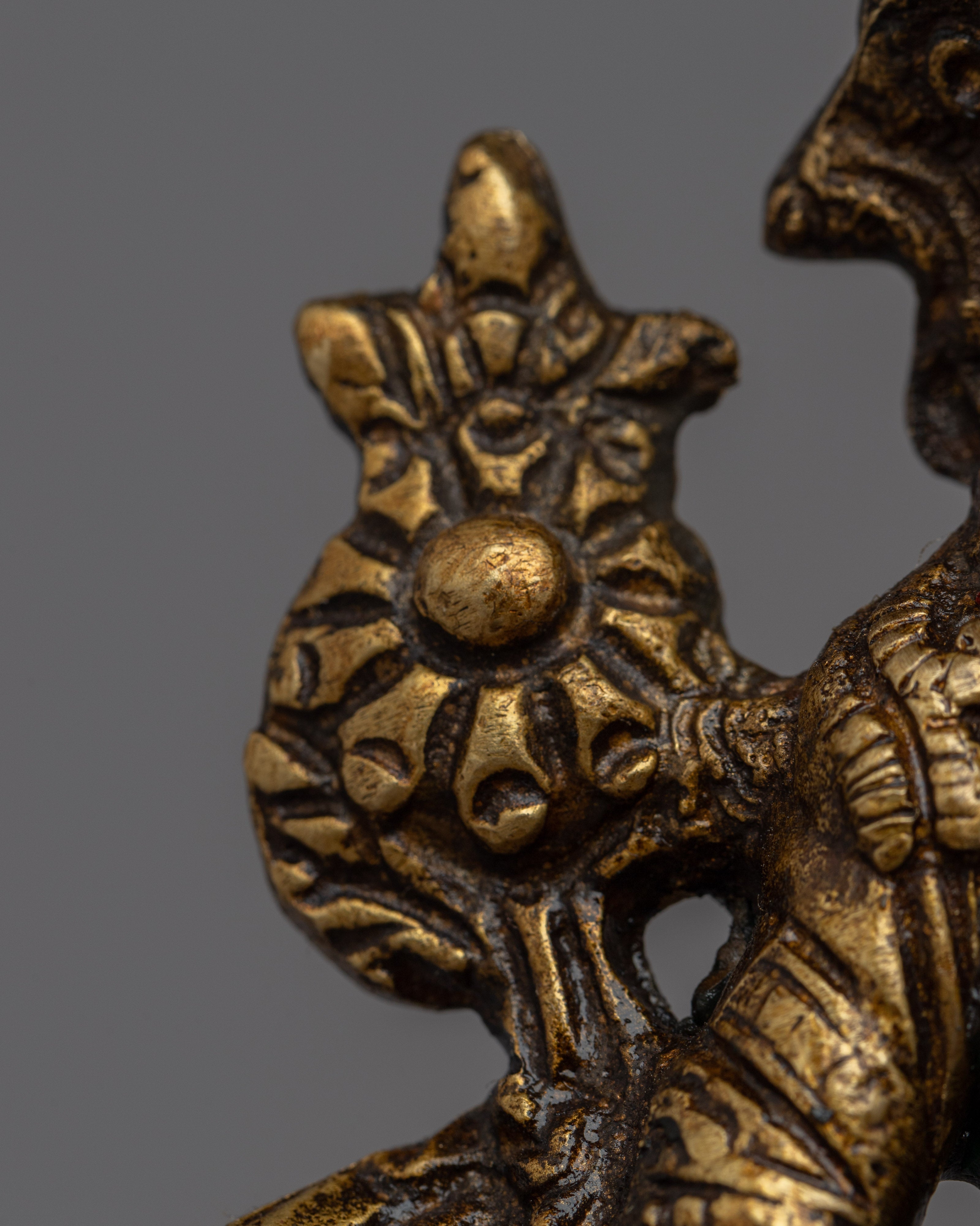 Sacred Arya Tara Statue | Beautifully Crafted Buddhist Deity of Enlightenment