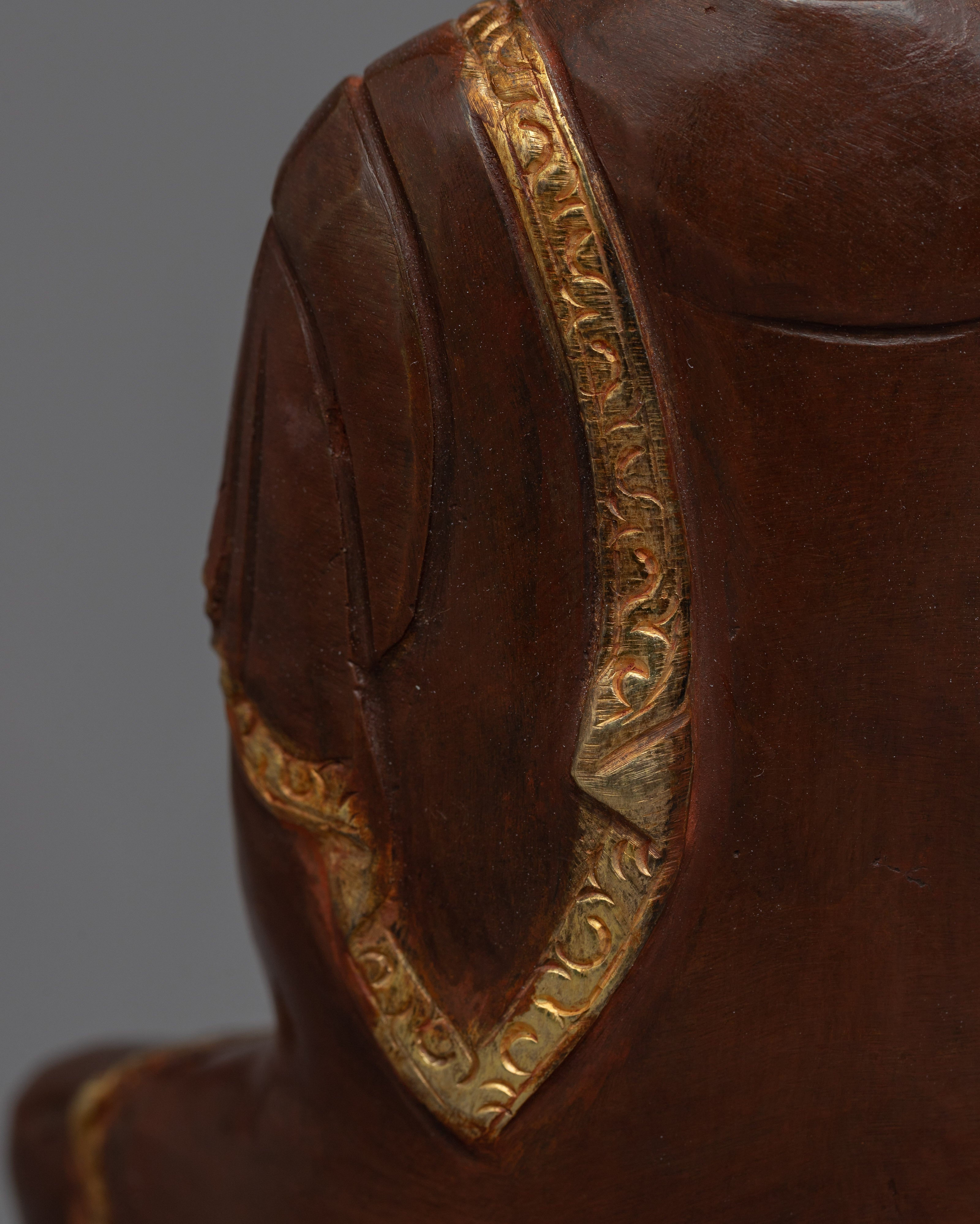 High Quality Shakyamuni Buddha Statue | Detailed 20cm Gold-Embellished Meditation Sculpture