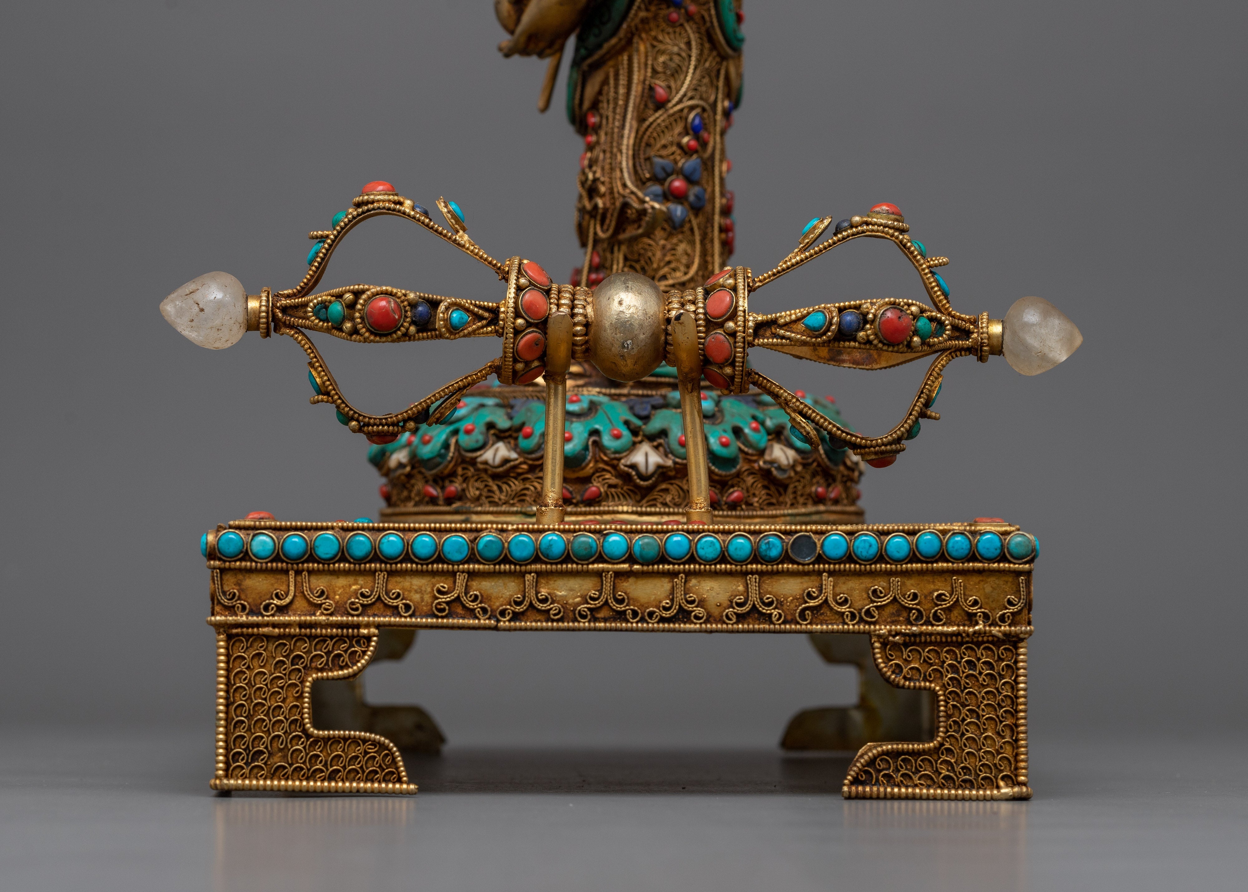 Guru Rinpoche Statue & Vajra | A Fusion of Tradition and Spiritual Essence