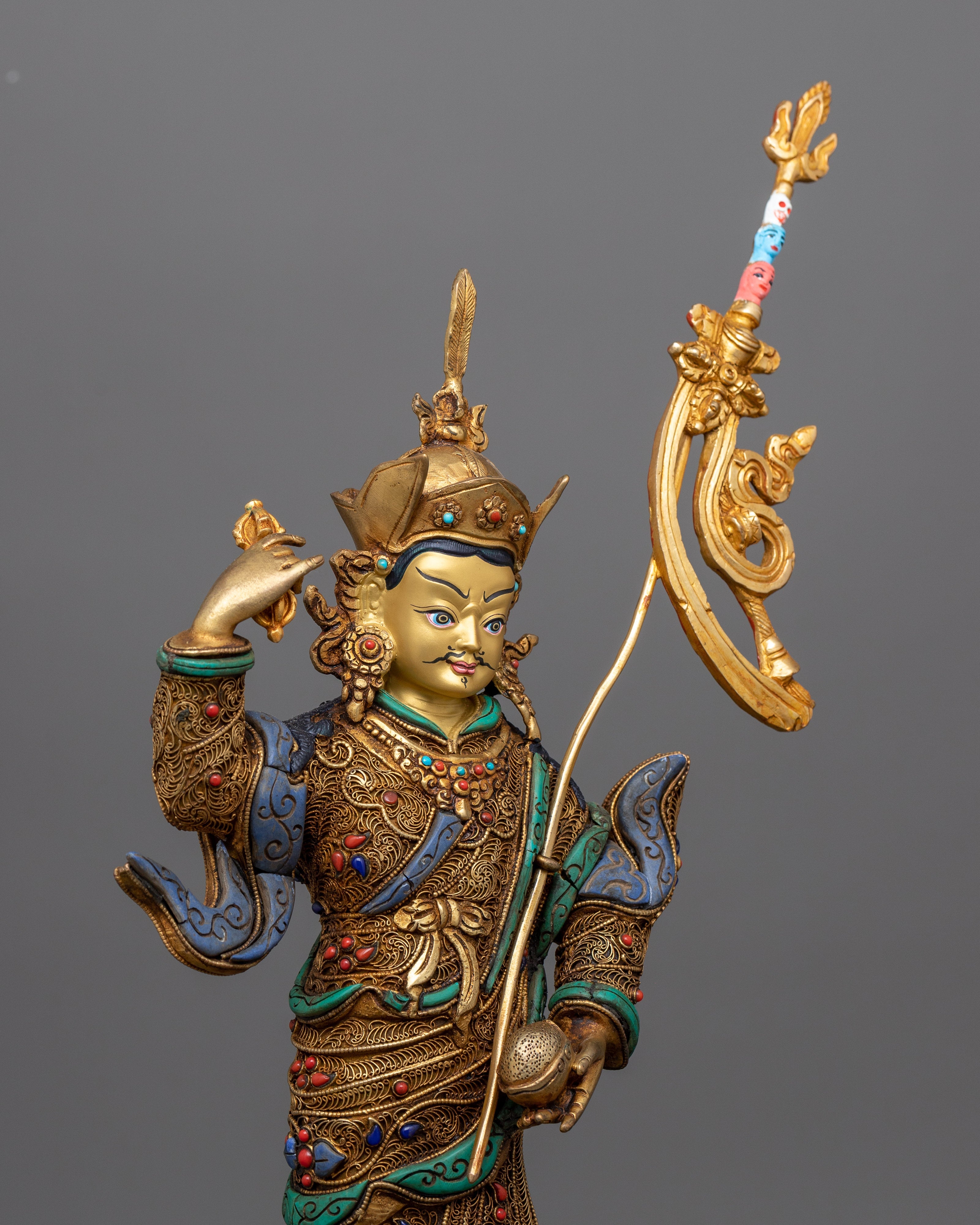 Guru Rinpoche Statue & Vajra | A Fusion of Tradition and Spiritual Essence