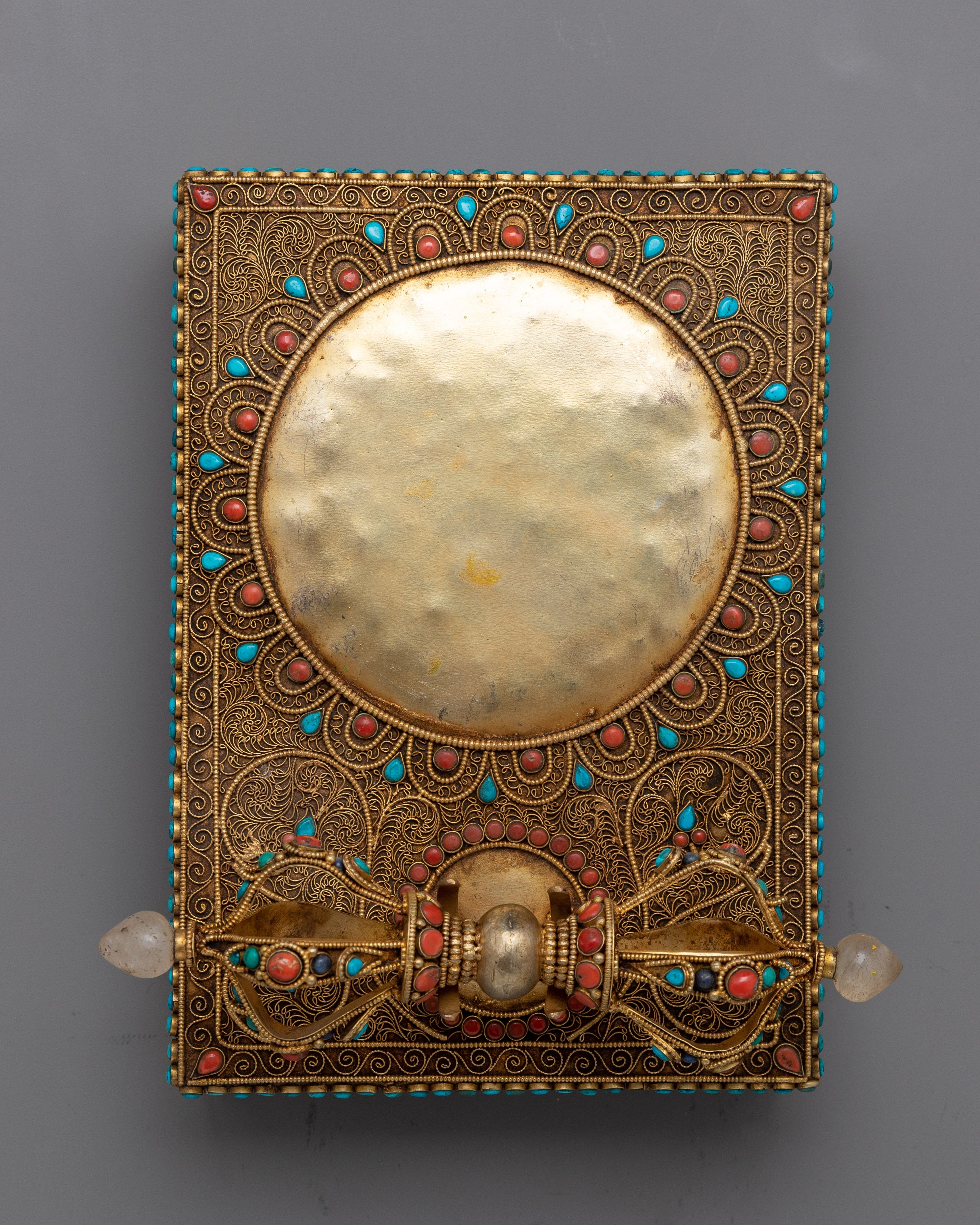 Guru Rinpoche Statue & Vajra | A Fusion of Tradition and Spiritual Essence