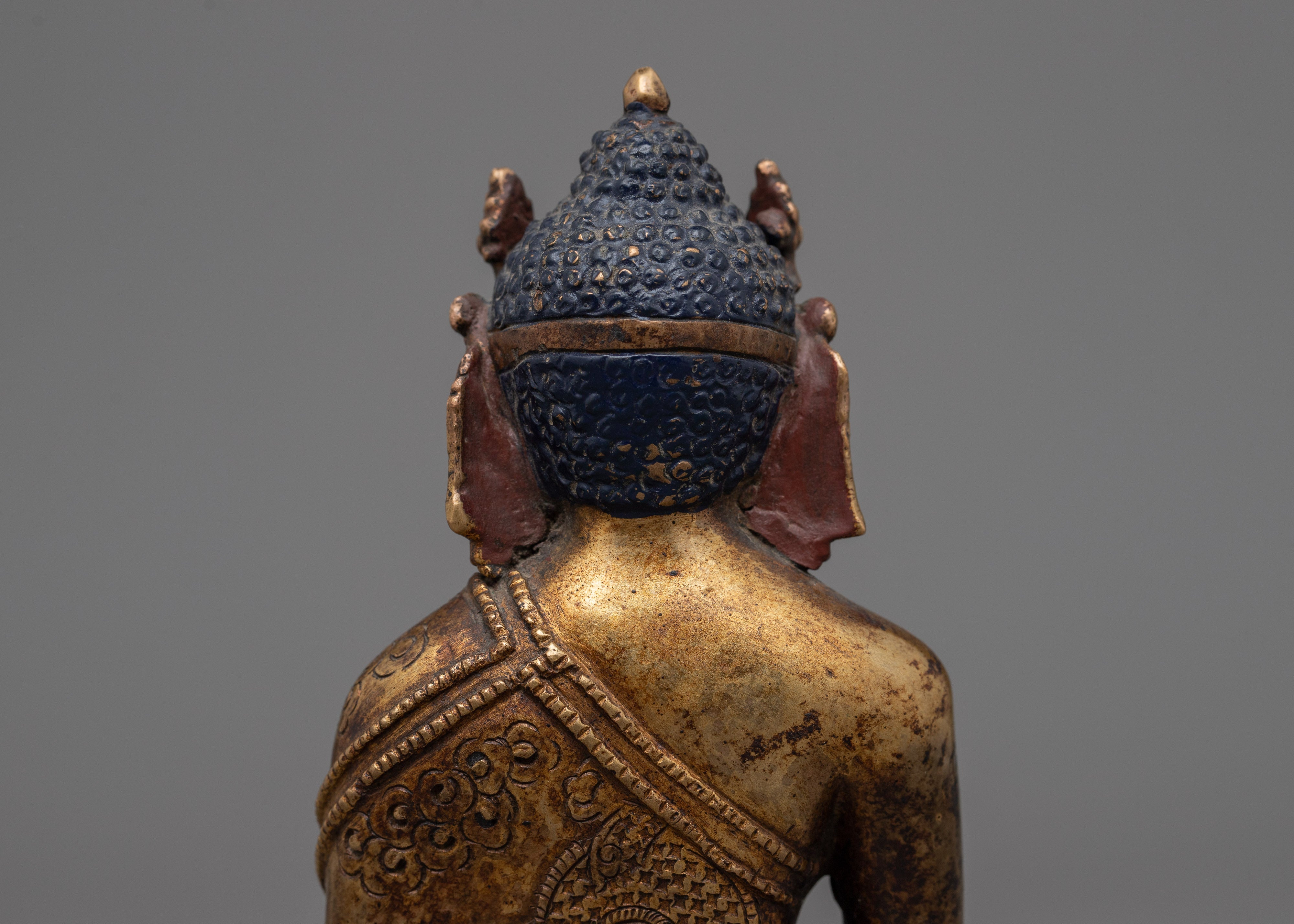 Dragon Carved Shakyamuni Buddha Statue | Blending Myth and Enlightenment