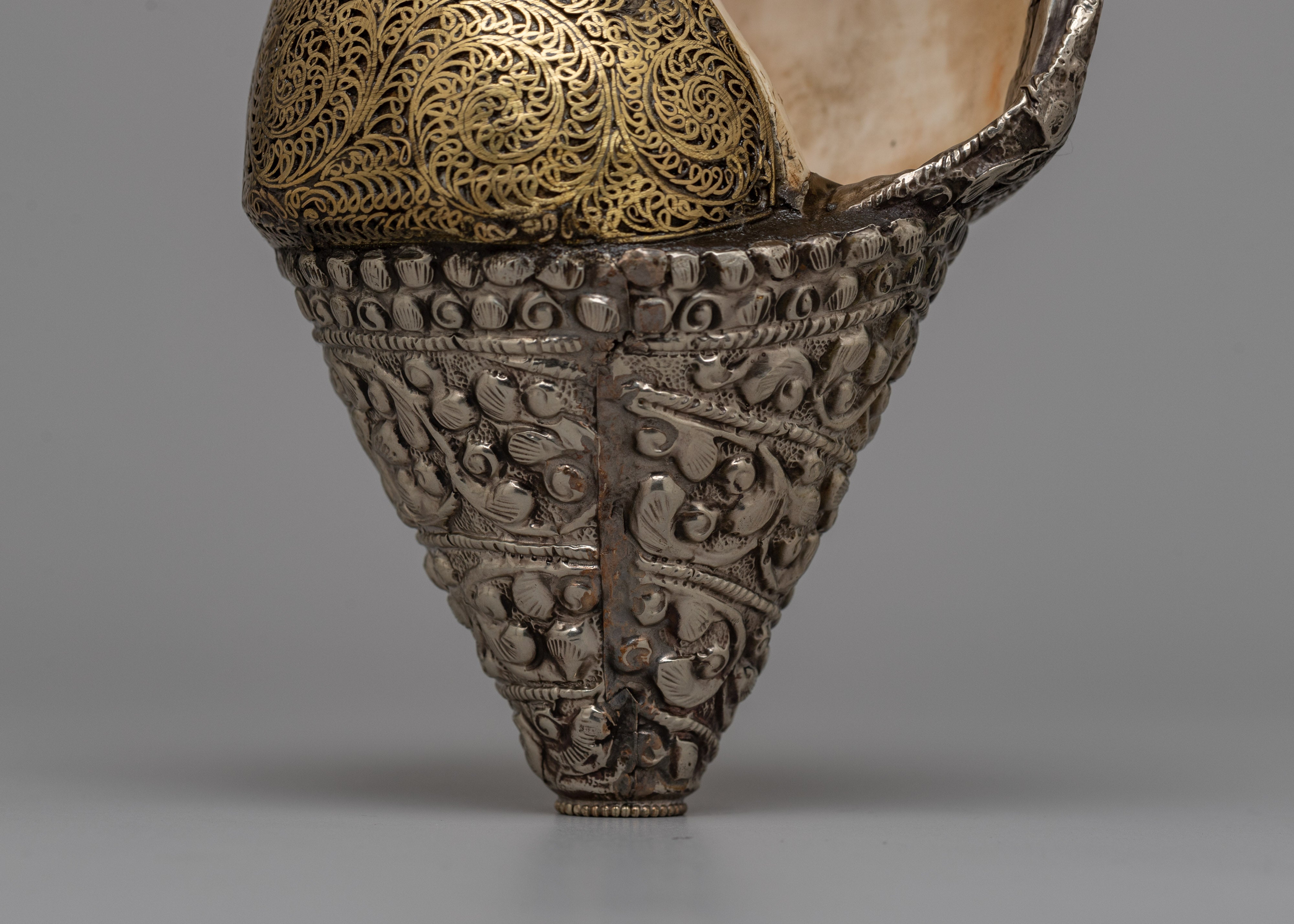 Brass Concha Shell | Luxurious Home Ornament