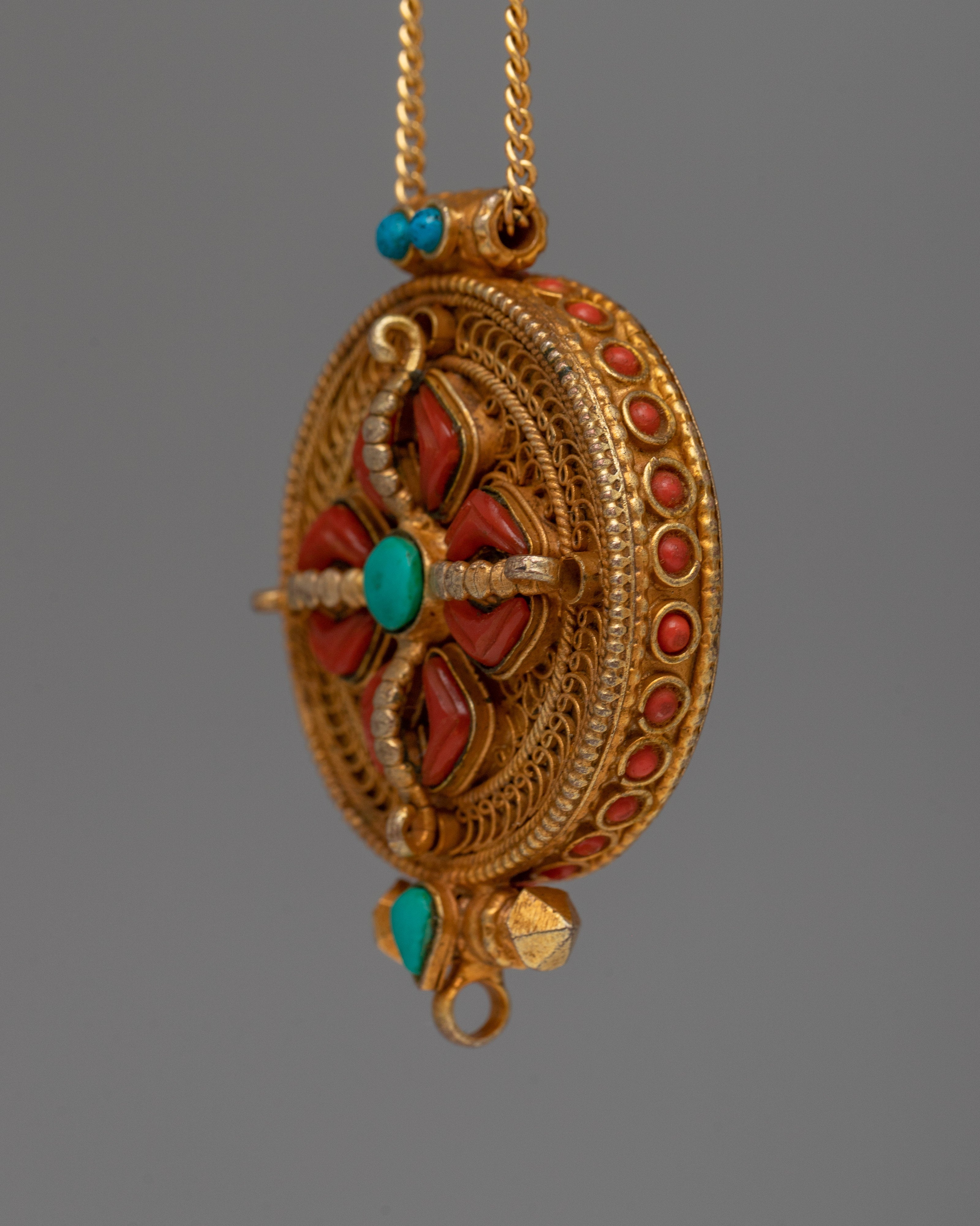 Double Vajra Ghau Box Locket | Portable Ghau Amulet