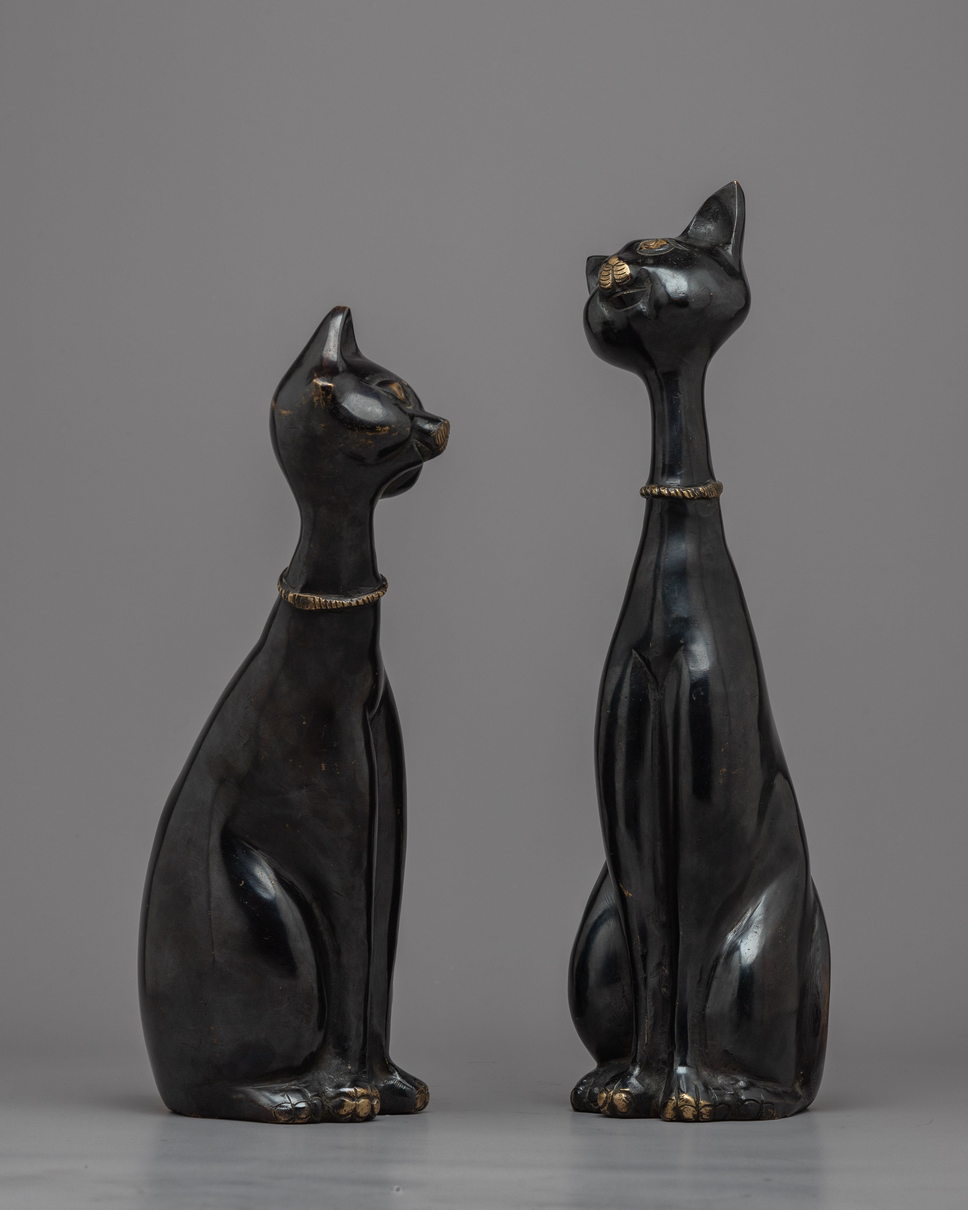 Black Cat Statue Set