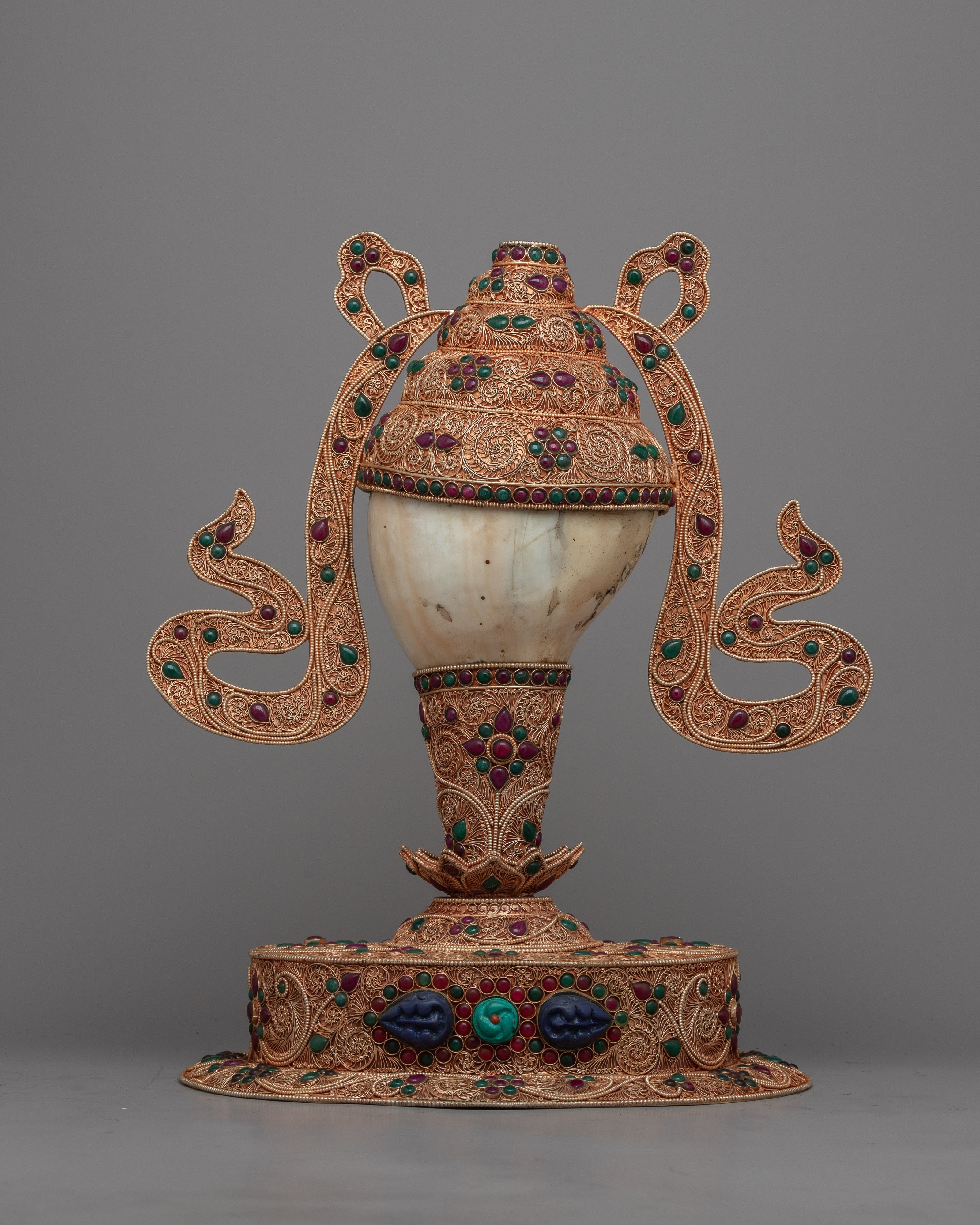 Tibetan Sankha with Stand