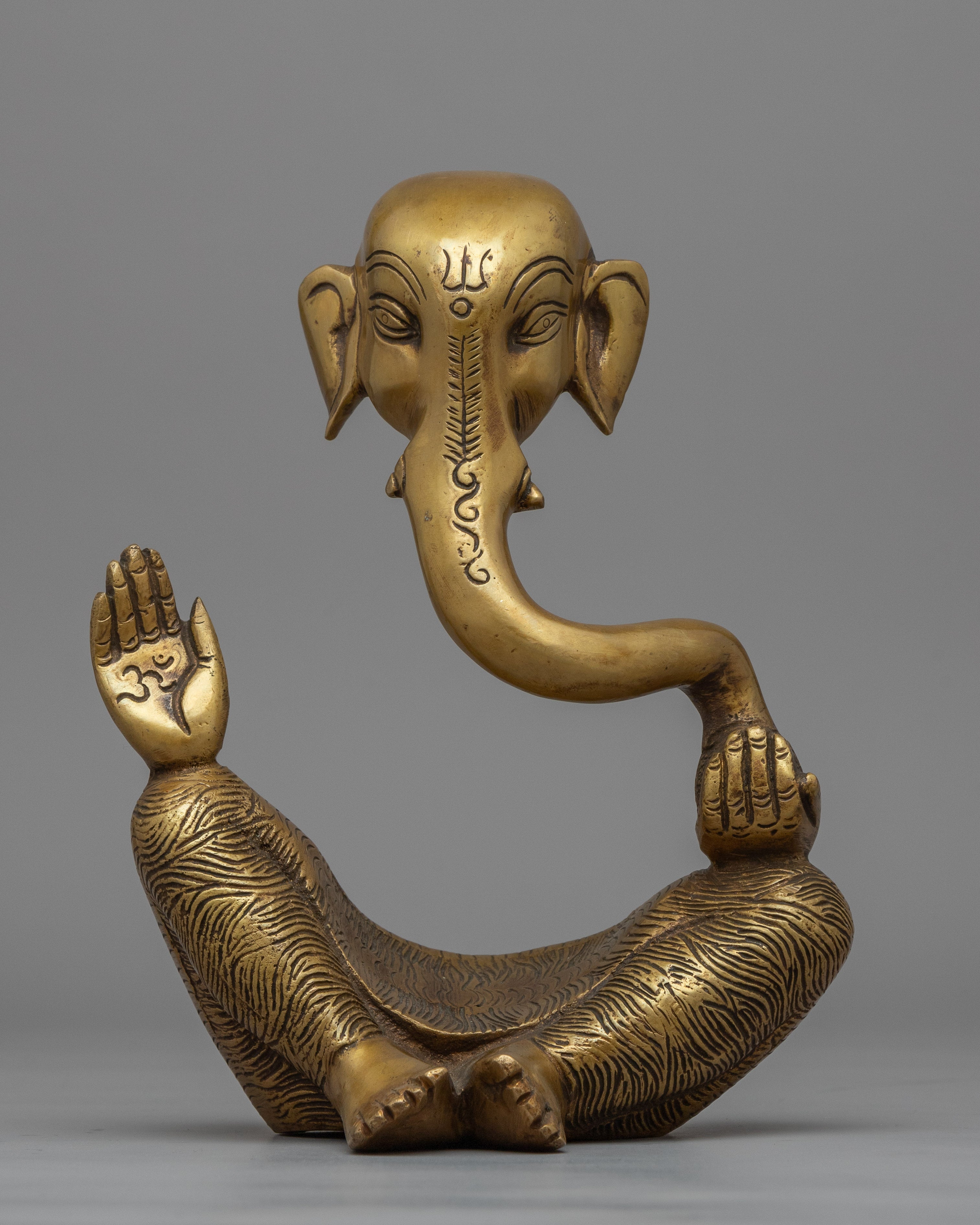 lord-ganesha-statue