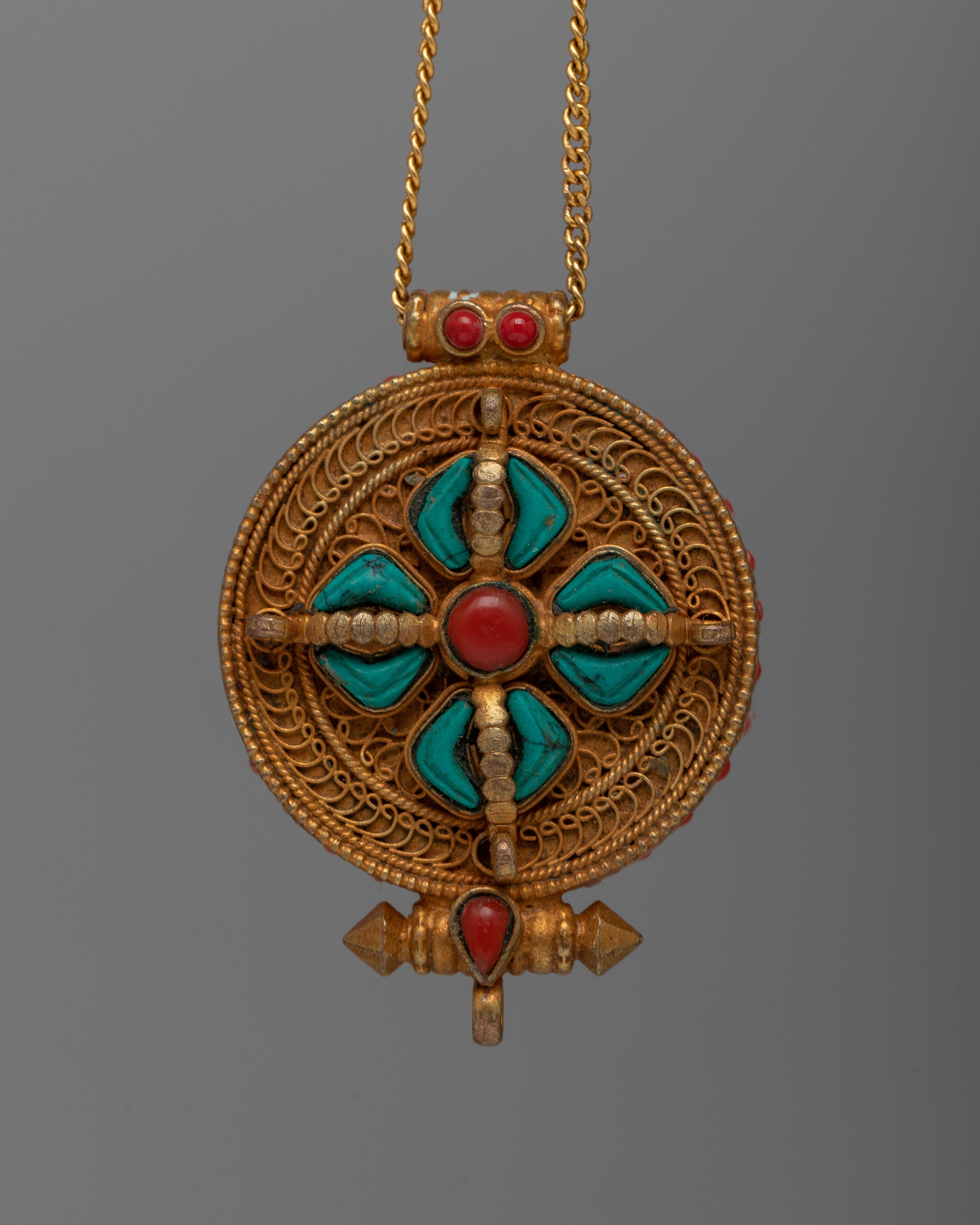 Double Vajra Ghau Box Locket