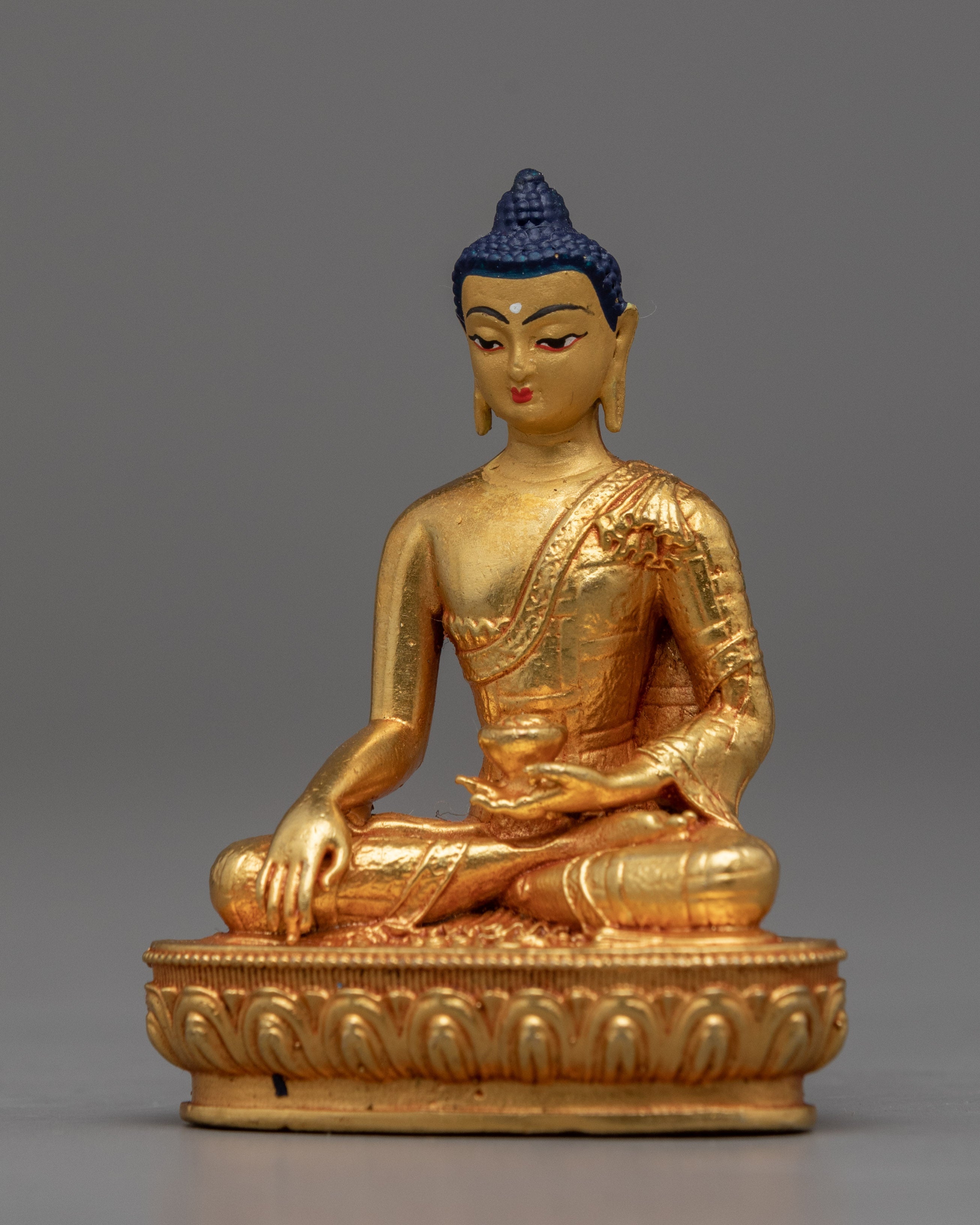 Shakyamuni Buddha Art | Traditional Buddhist Statue