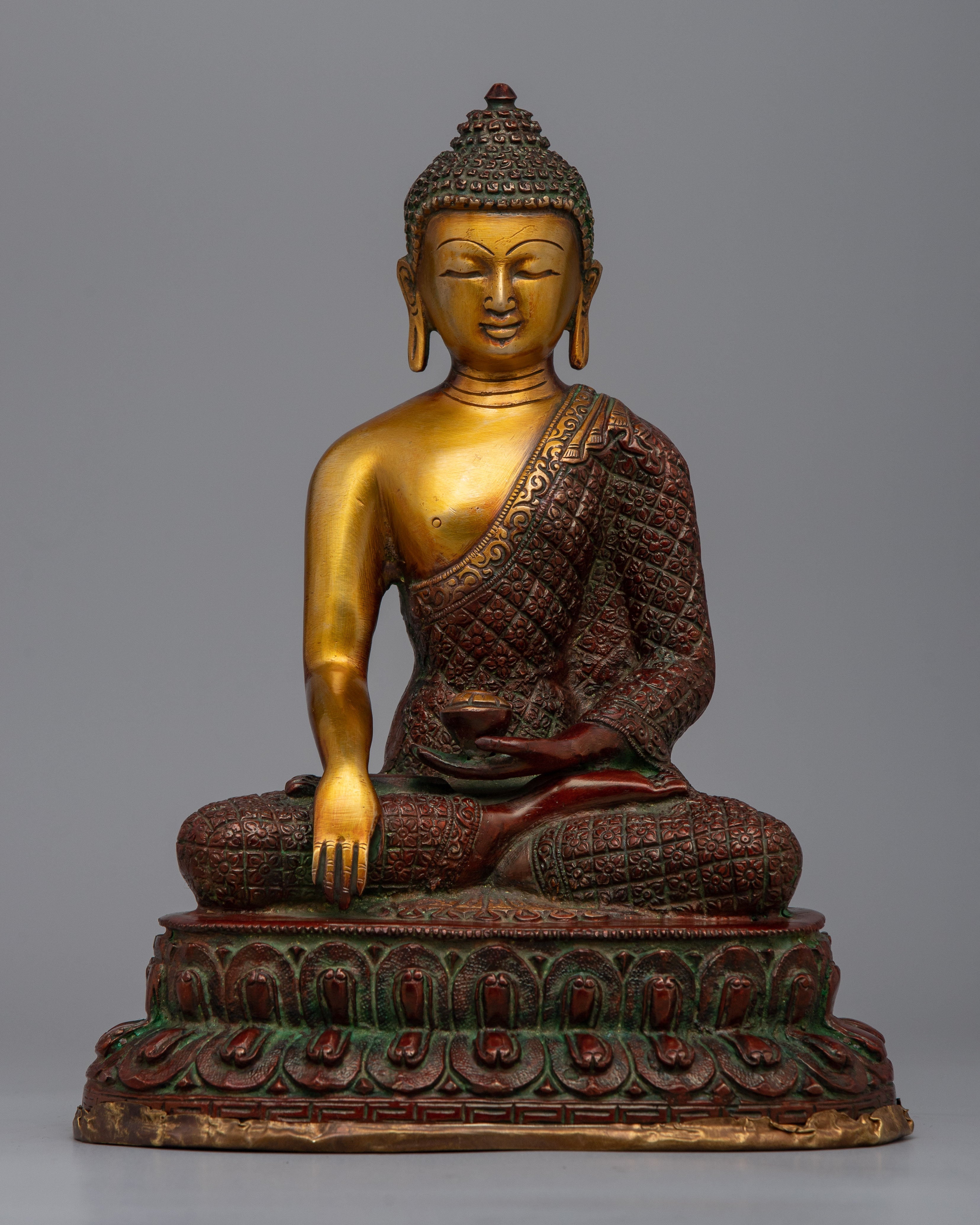 Shakyamuni Buddha Statue