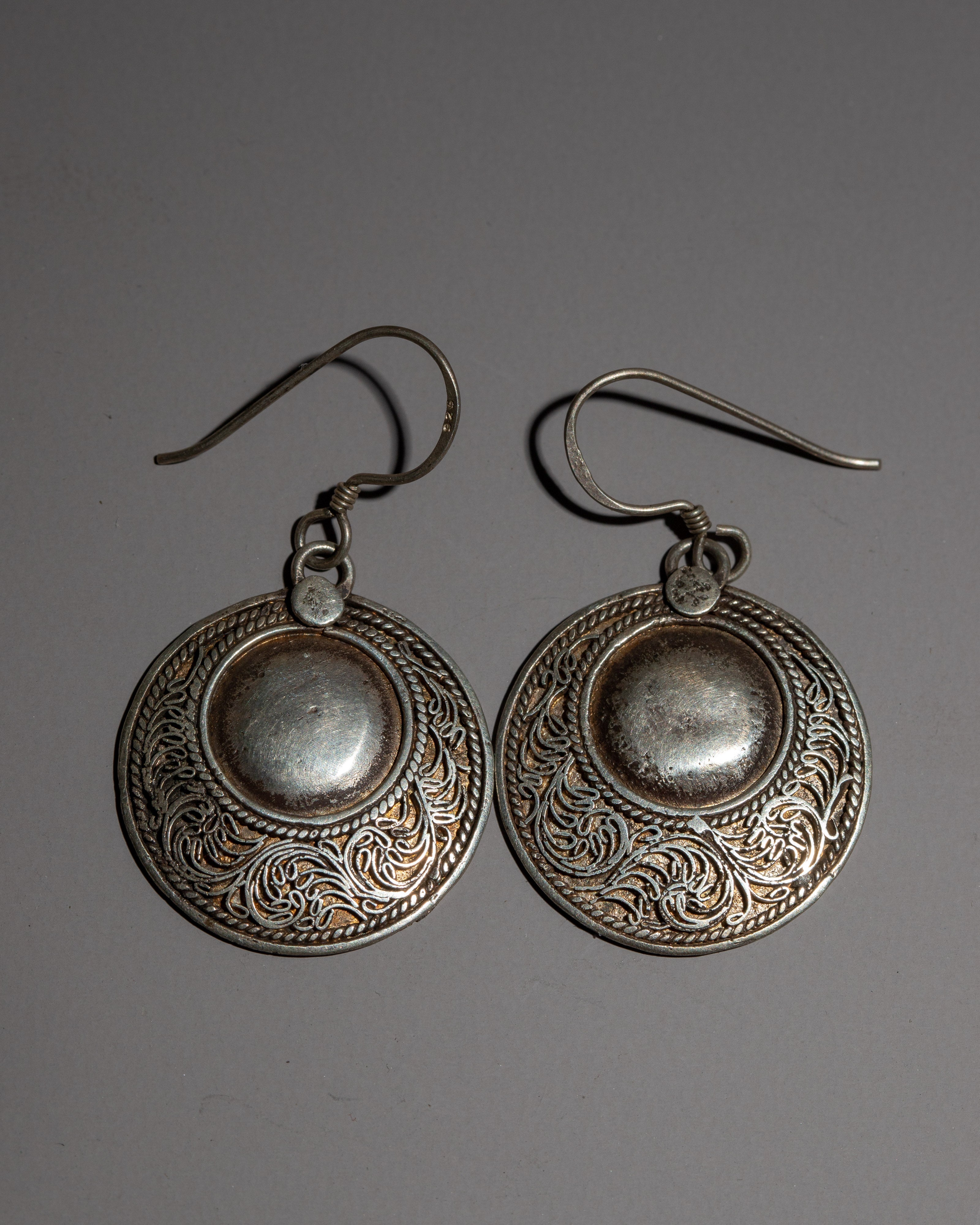 Dangle Circle Earrings