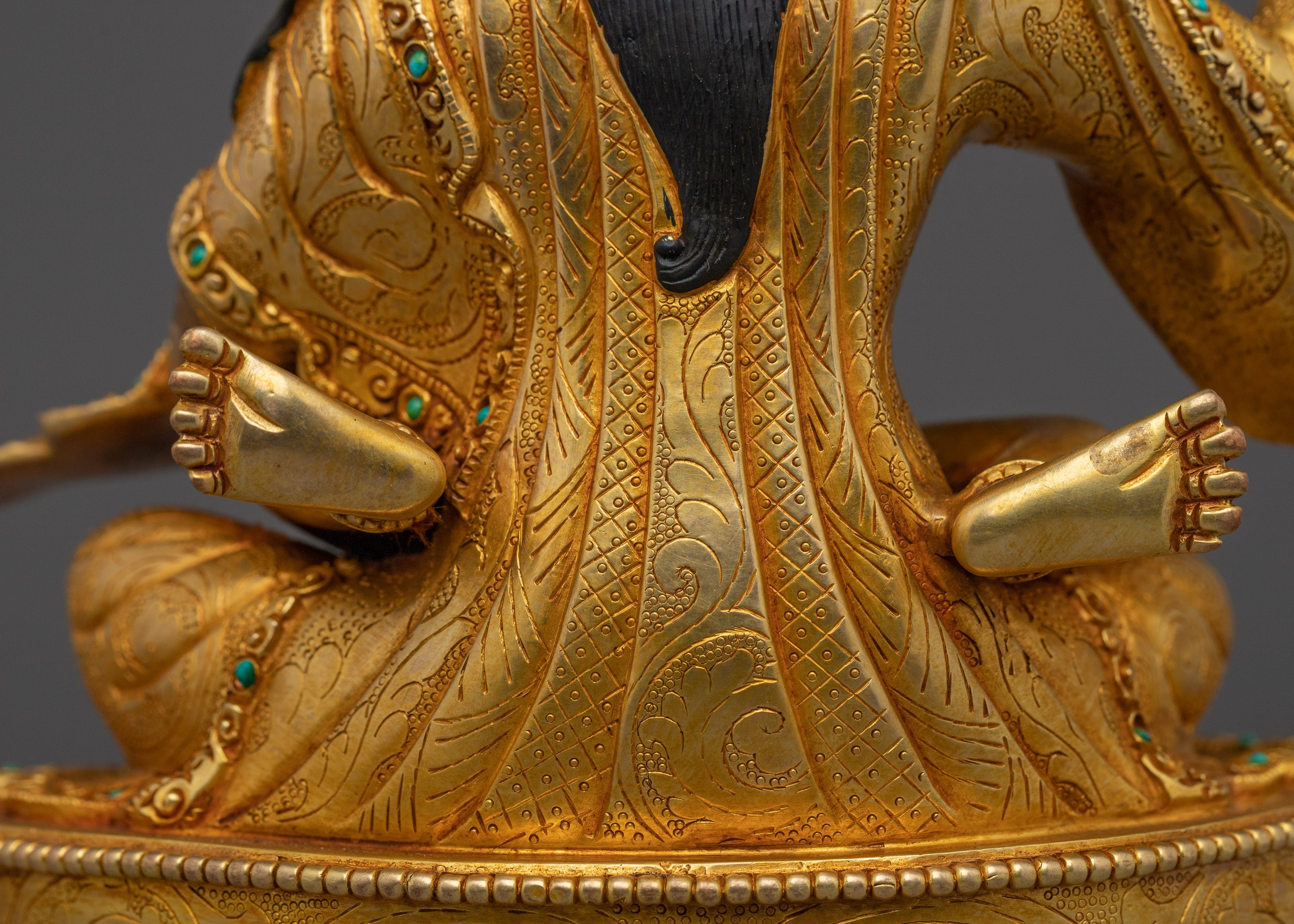 Divine Tantric Master Guru Rinpoche with Consort | Padmasambhava Statue