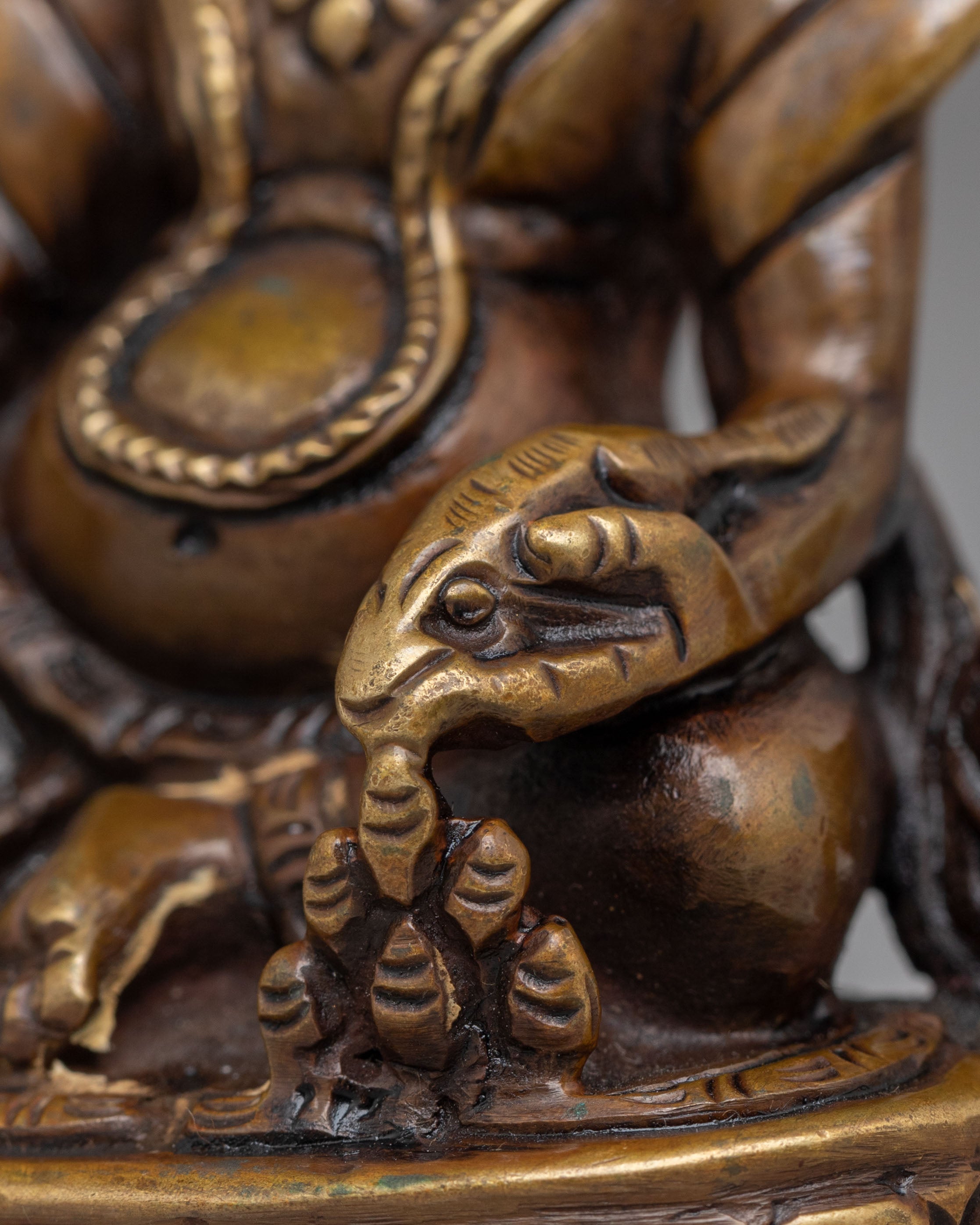 Dzambhala Meditation Wealth Deity Statue | Spiritual Decor for Prosperity