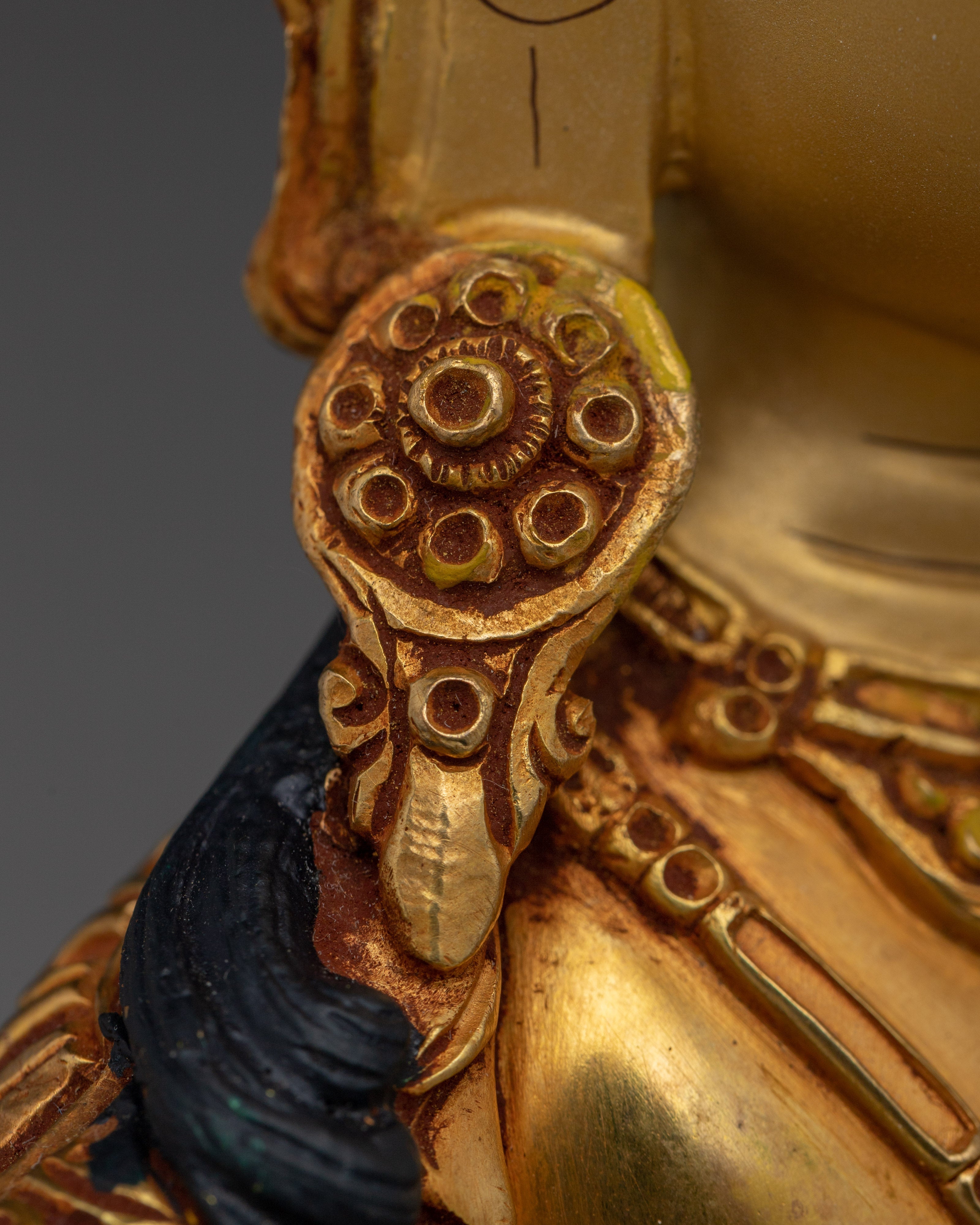 Golden Wisdom Embodiment Manjushri Statue | Buddhist Spiritual Artwork