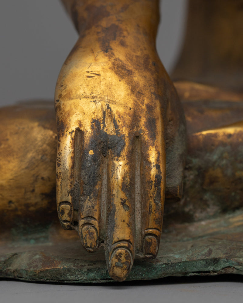 Elegant Shakyamuni Buddha Sculpture | Symbol of Wisdom and Serenity