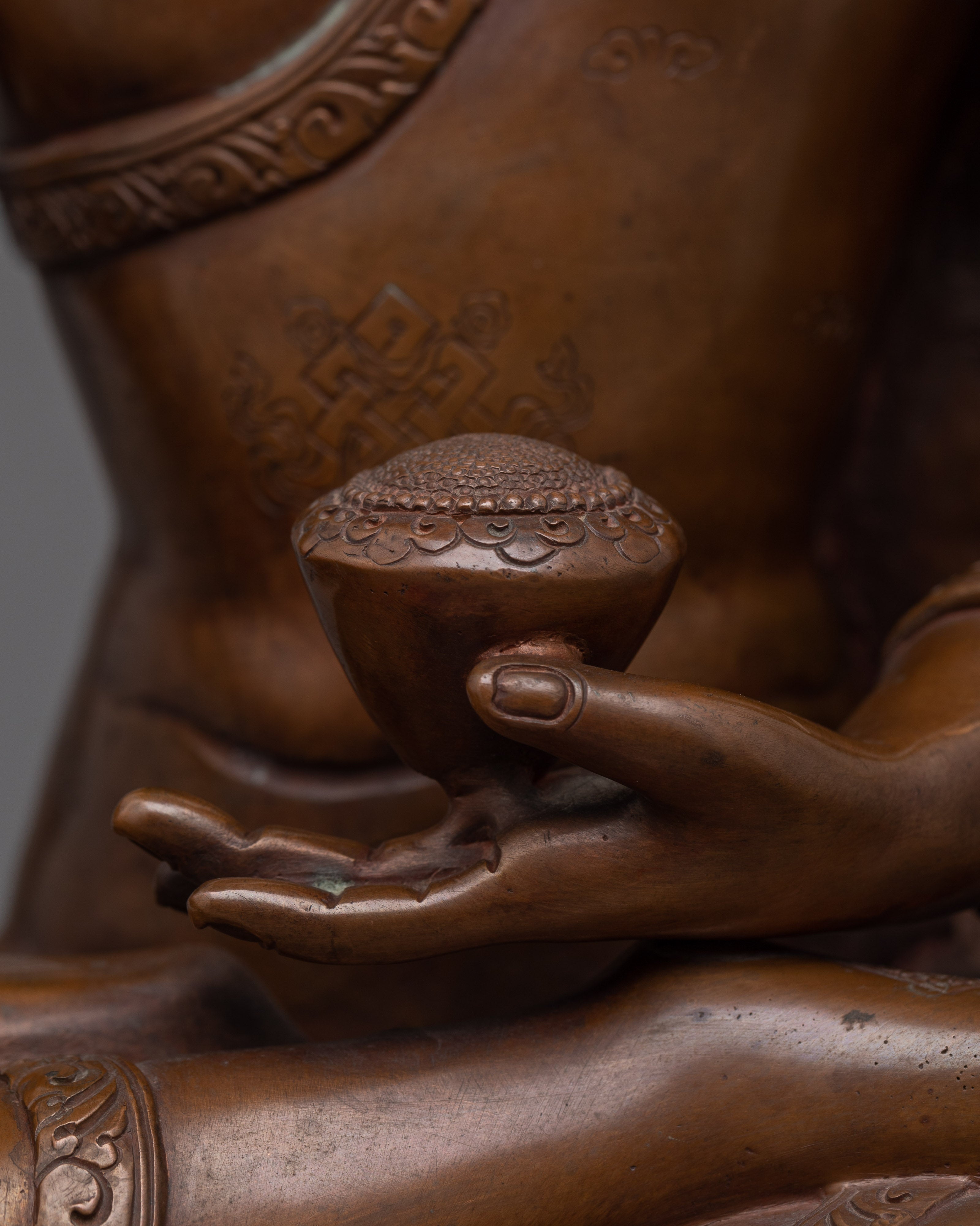 buddha shakyamuni Statue | The Awakened One and Founder of Buddhism