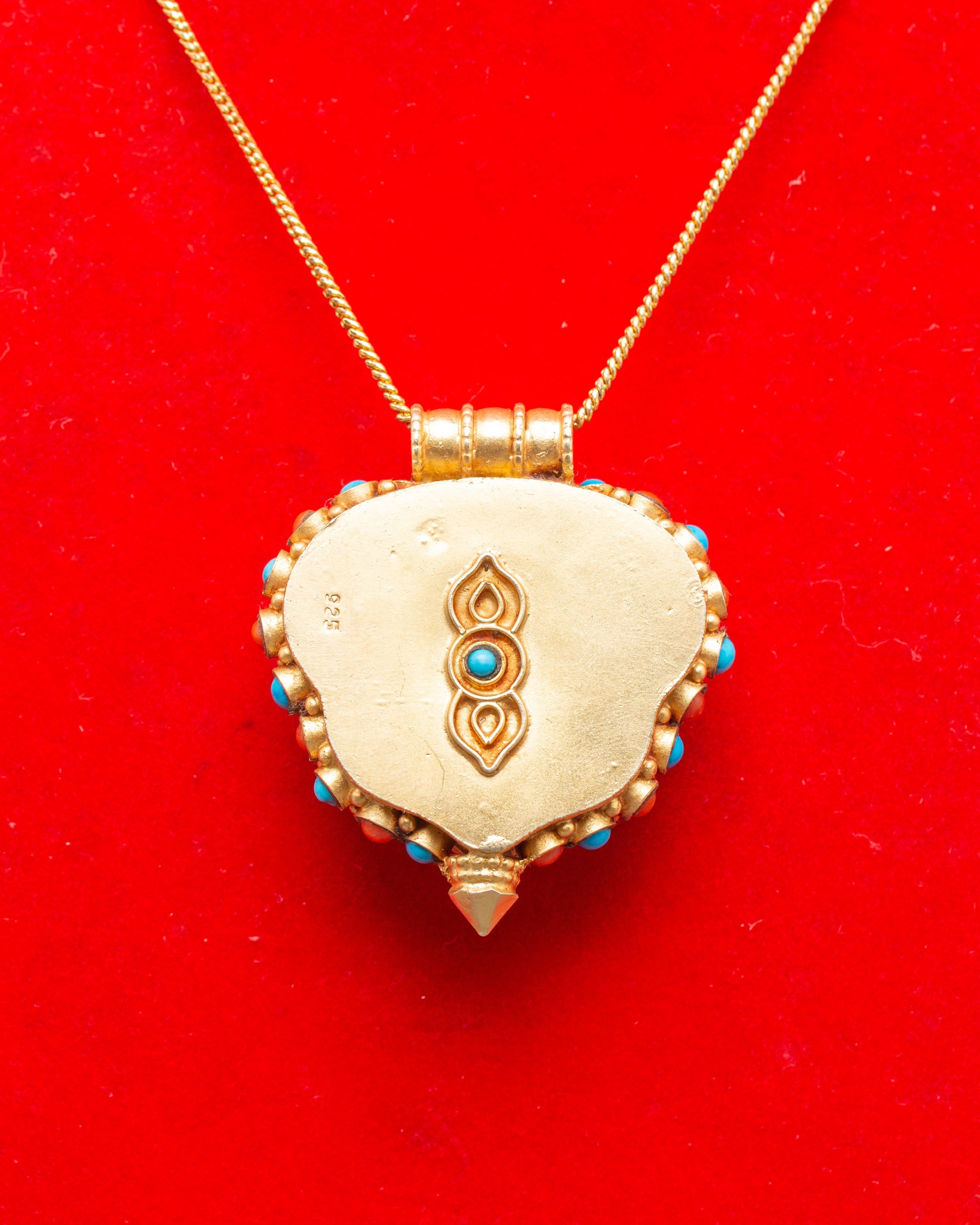 Medicine Buddha Ghau Amulet | Buddha of Healing