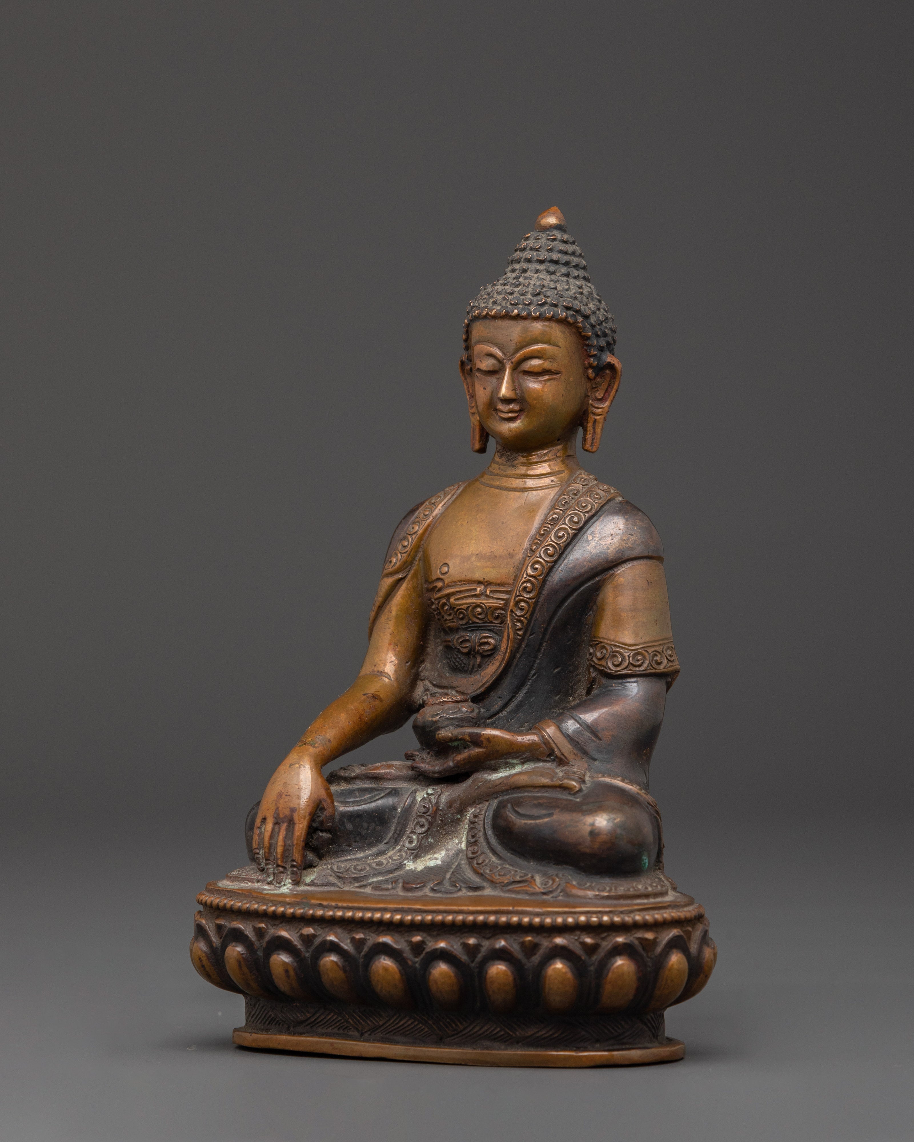 Buddhist Teacher Shakyamuni Buddha Statue | Symbol of Enlightenment and Wisdom